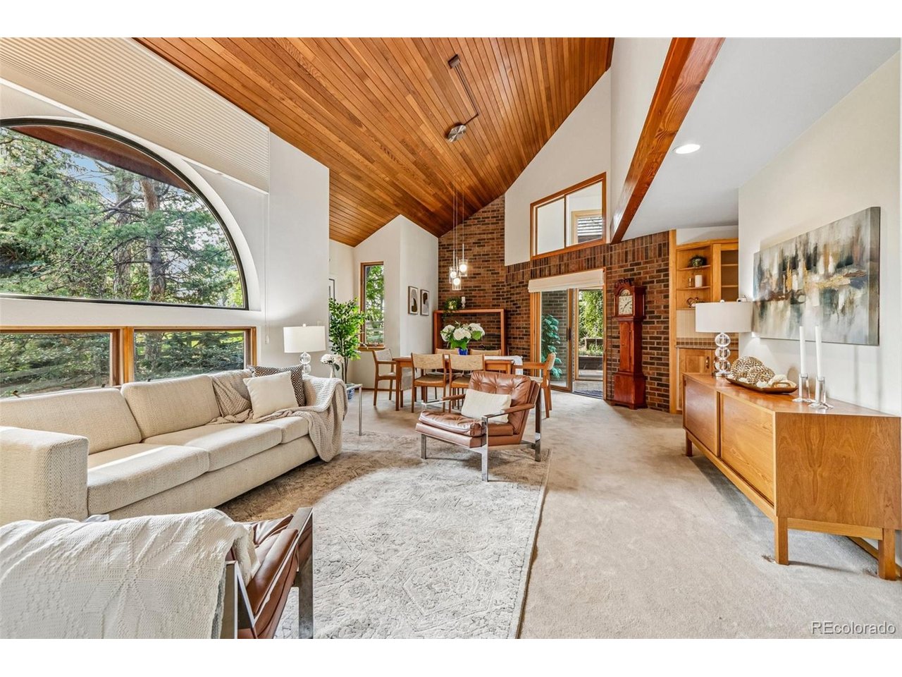 6624 Cherokee Ct