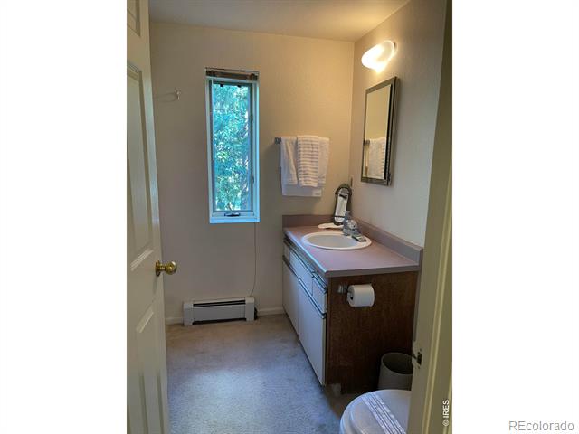 620 W Pearl Unit: B