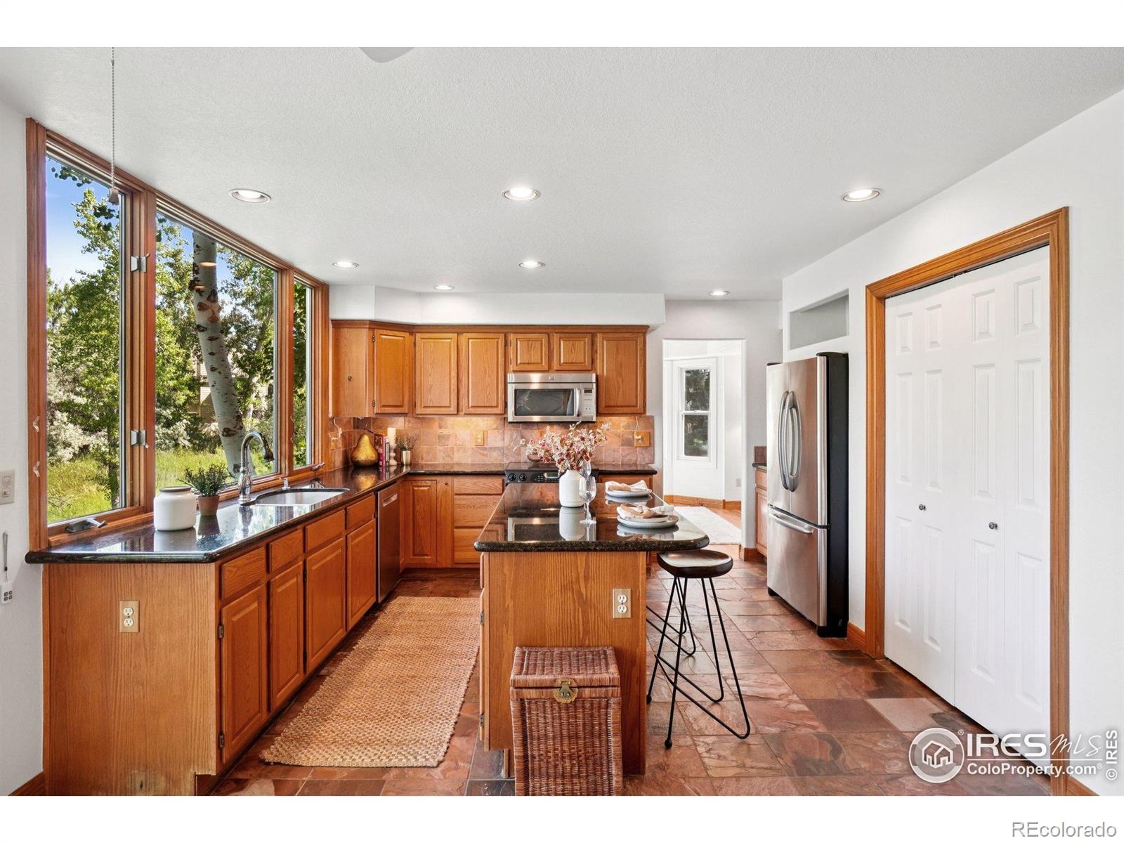 7999 Centrebridge Drive