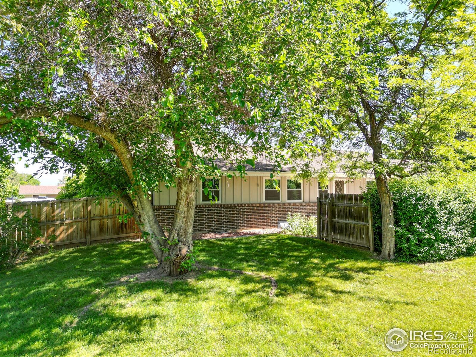 8942 Comanche Road