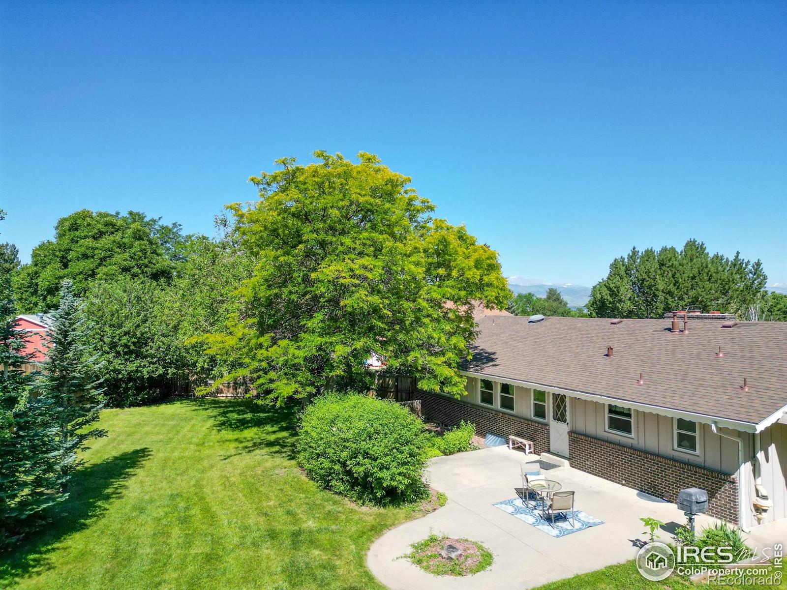 8942 Comanche Road