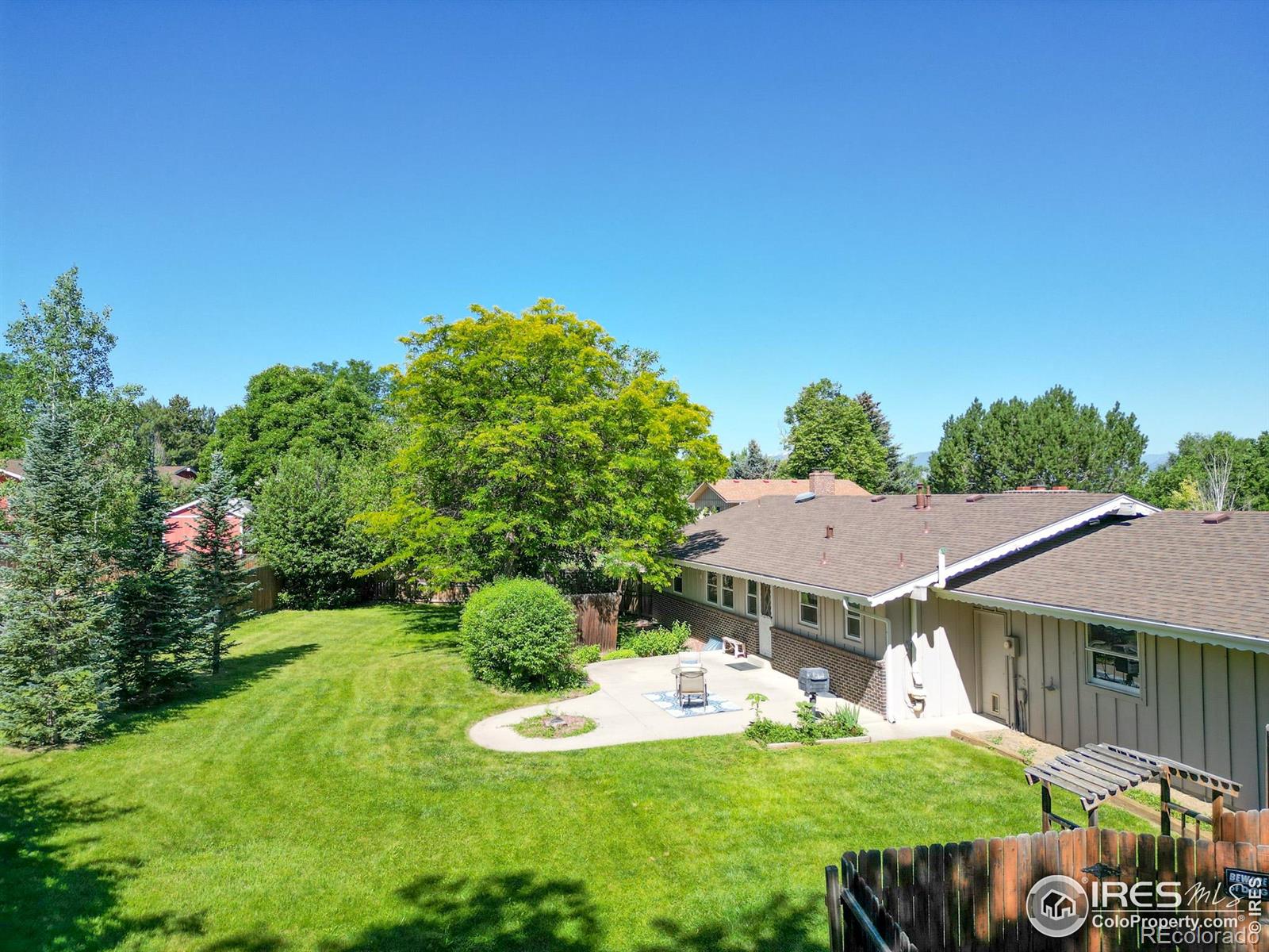 8942 Comanche Road