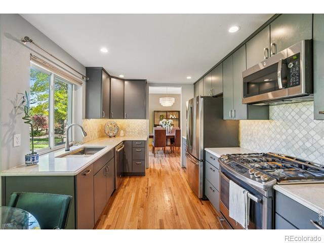 8009 James Court