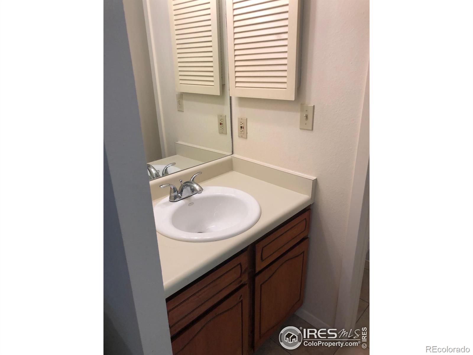 7933 Countryside Drive Unit: 123