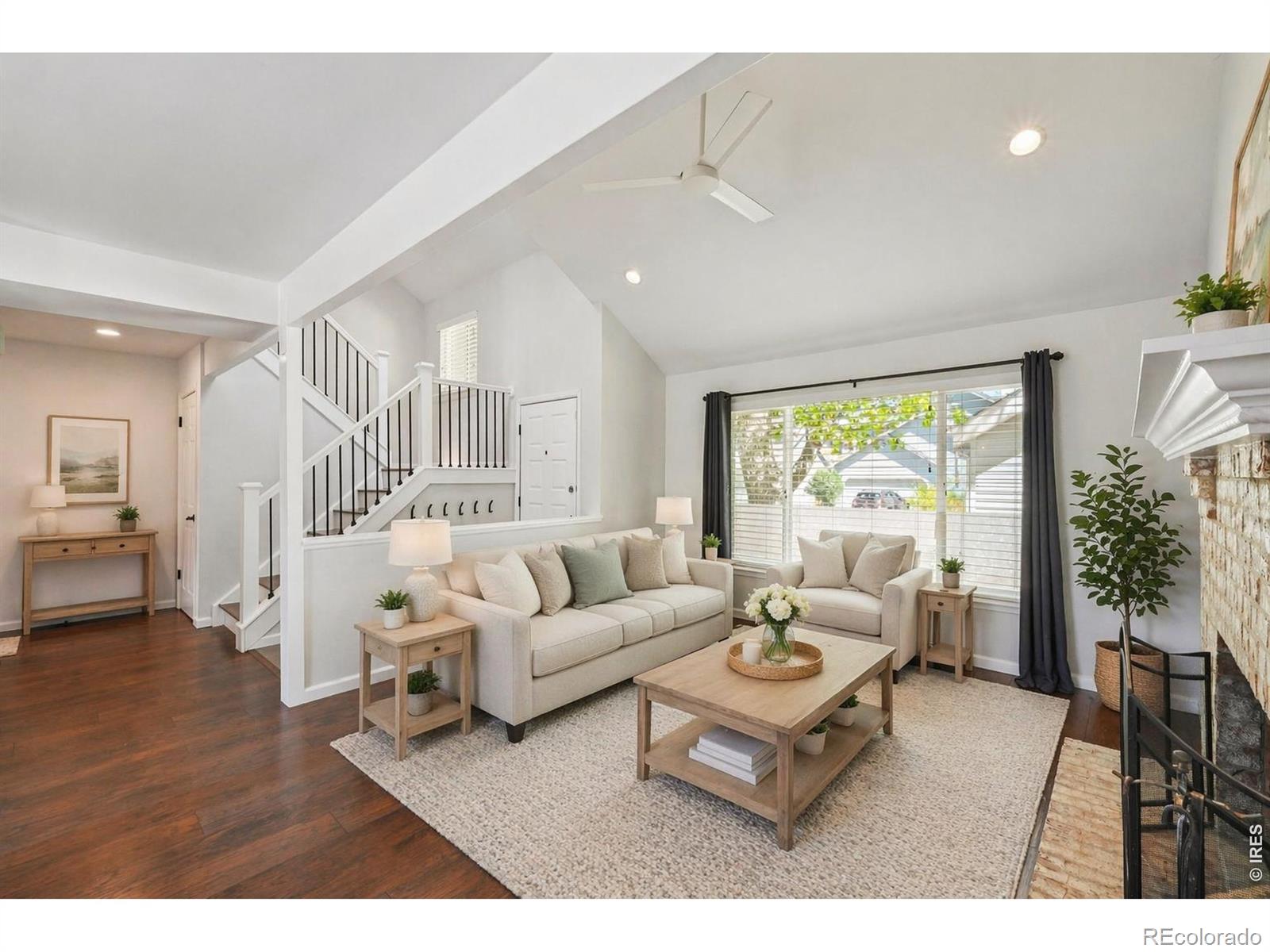 8064 Meadowdale Square