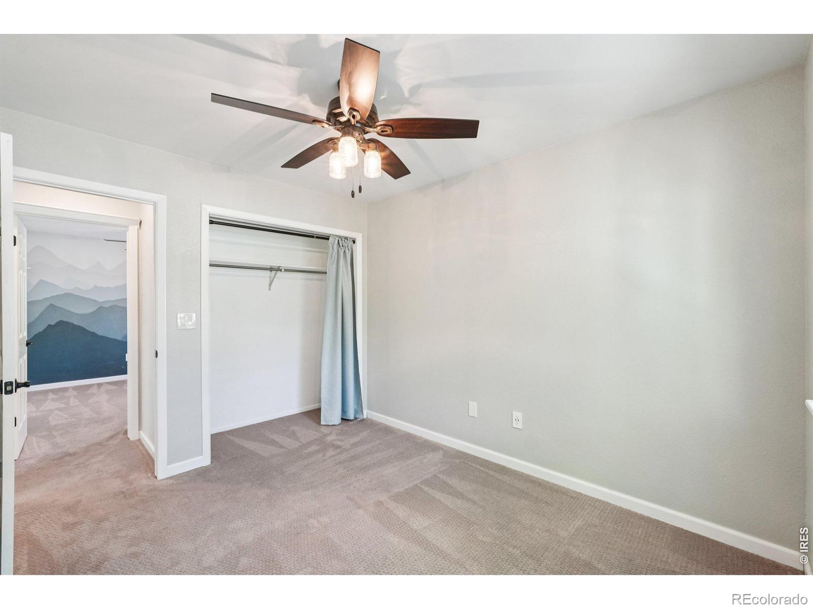 8064 Meadowdale Square