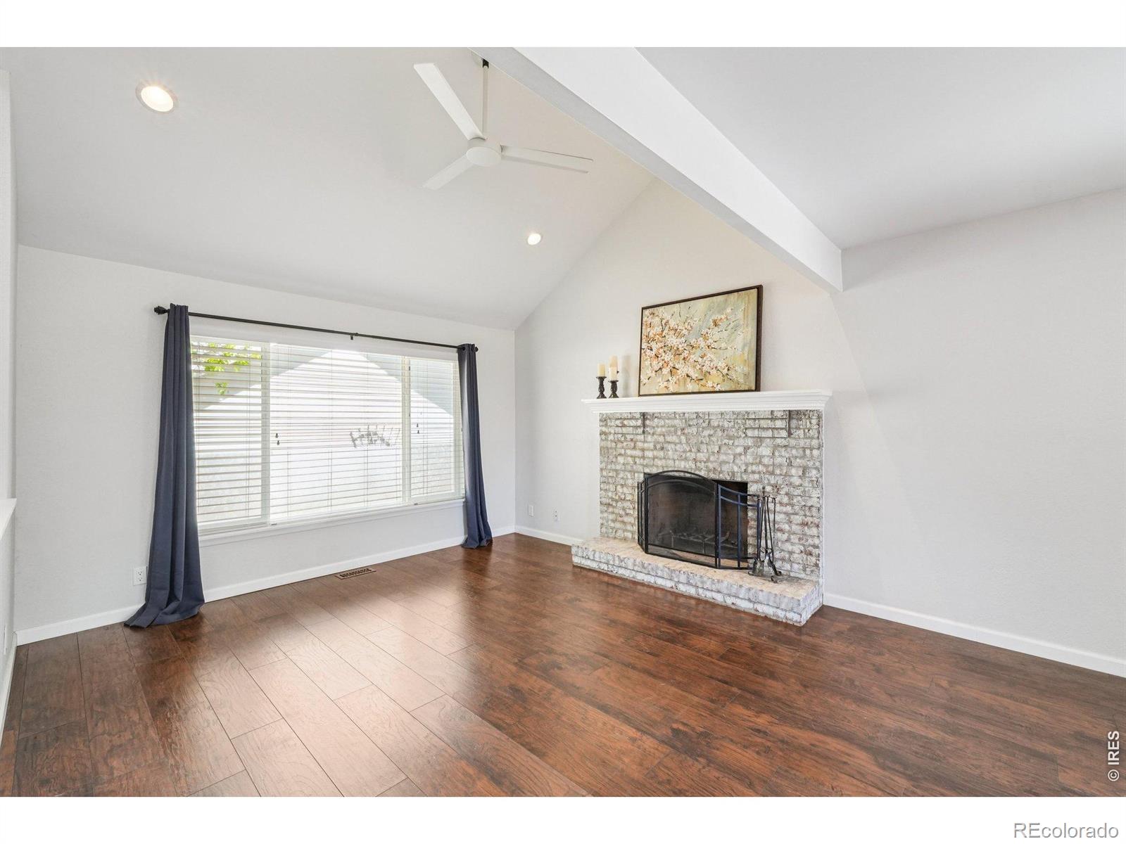 8064 Meadowdale Square