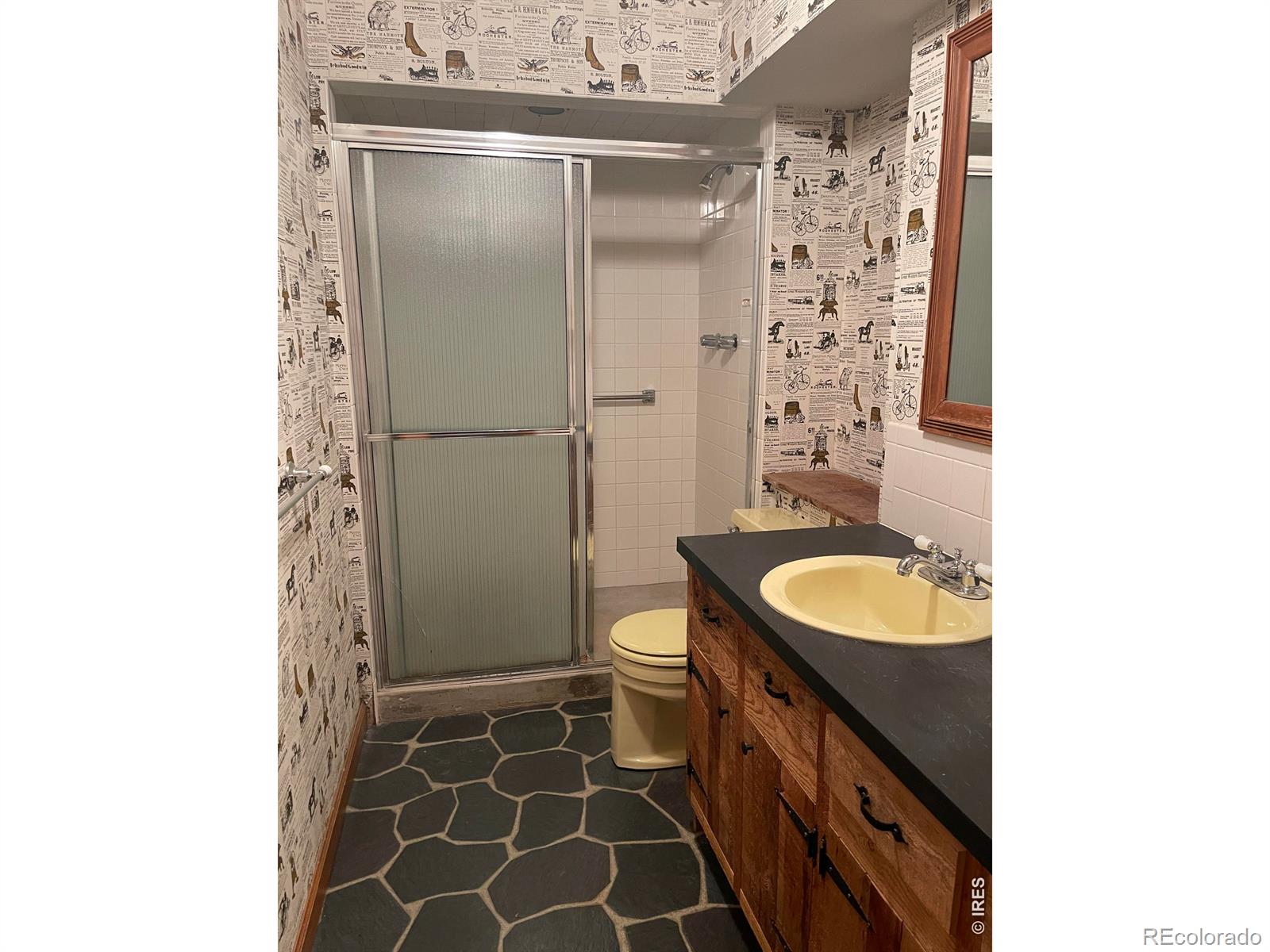 7057 Elm Street