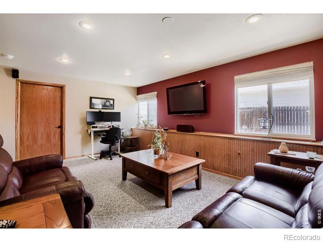 1512 Willowbrook Drive