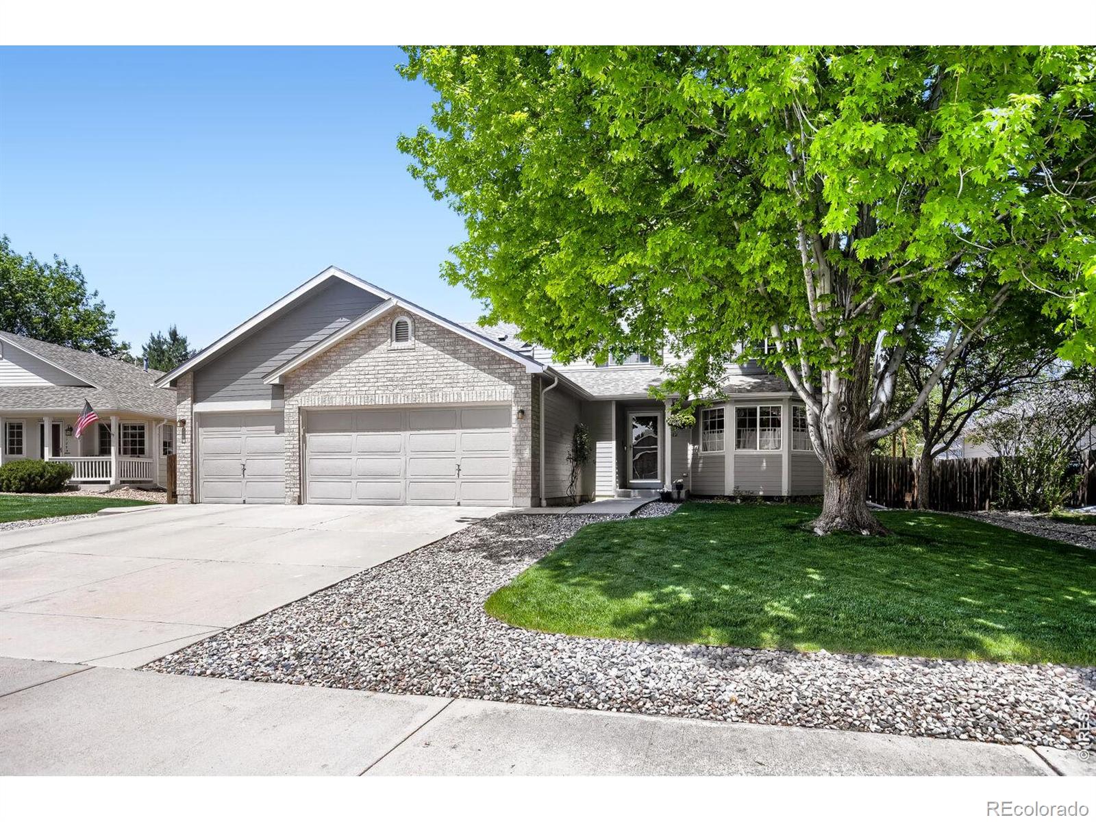 1512 Willowbrook Drive