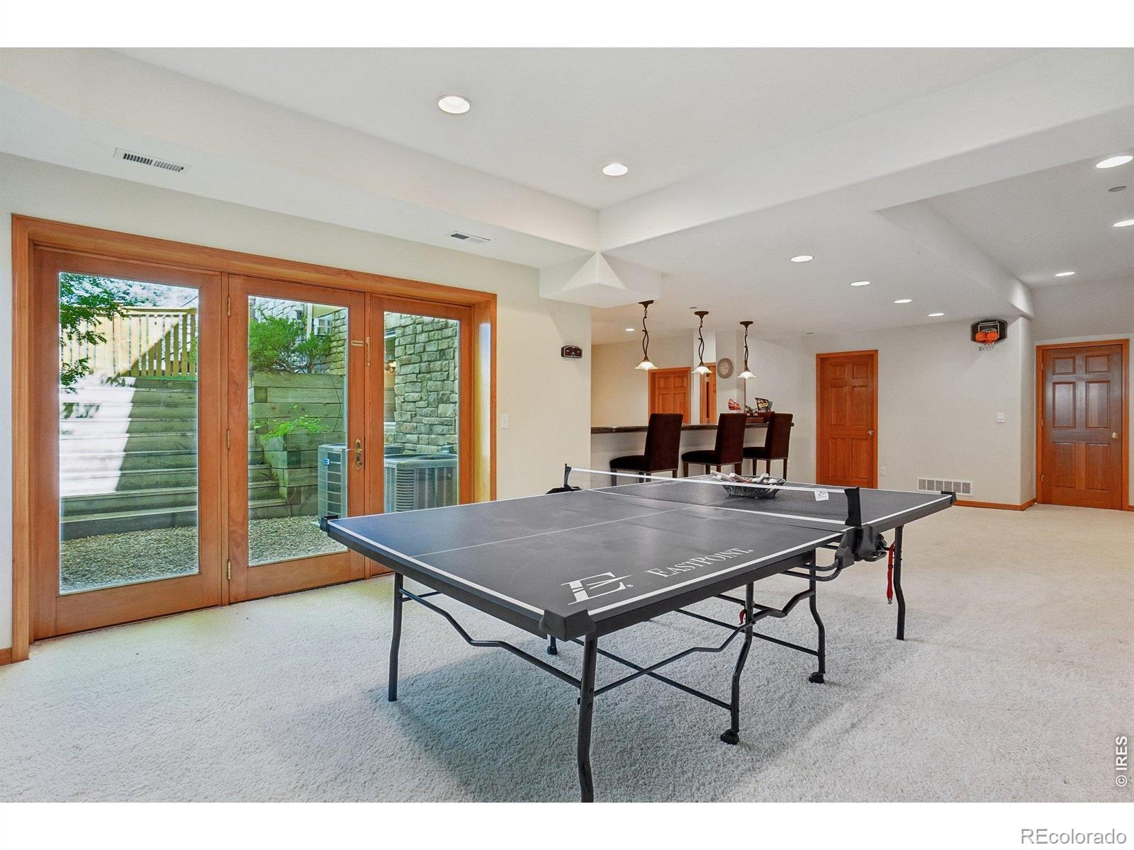 7688 Crestview Drive