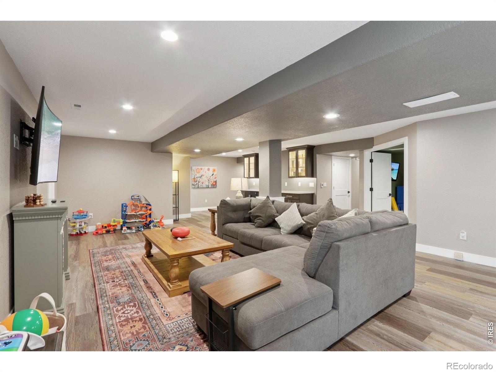 6957 Peppertree Drive