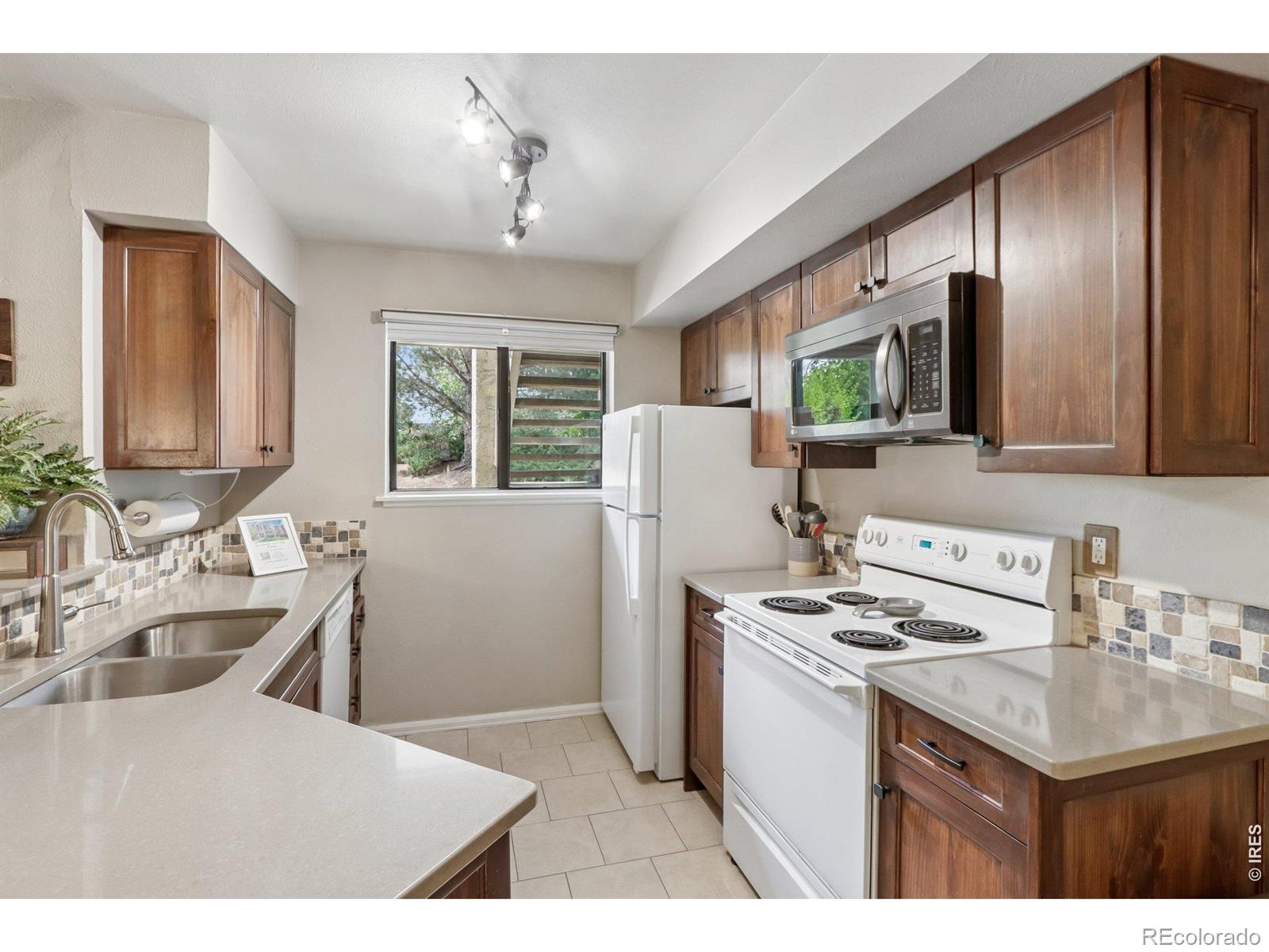 60 S Boulder Circle Unit: 6016