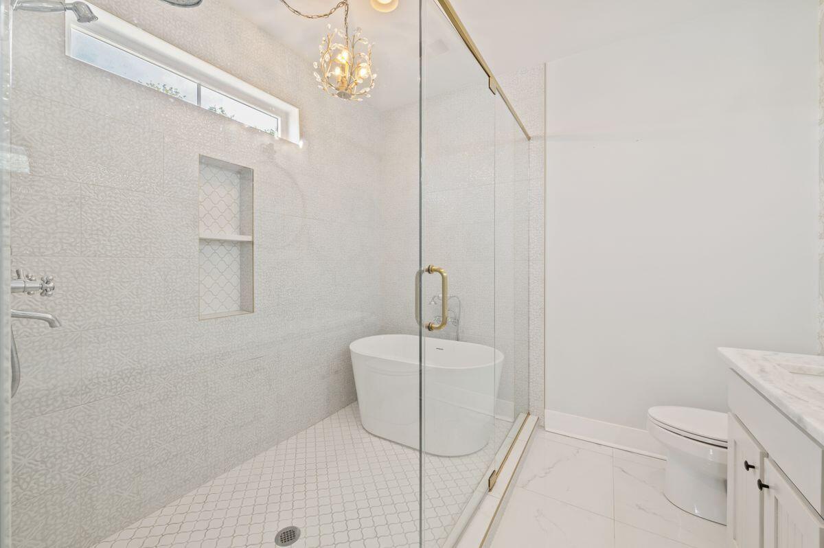 160 Half Shell Court