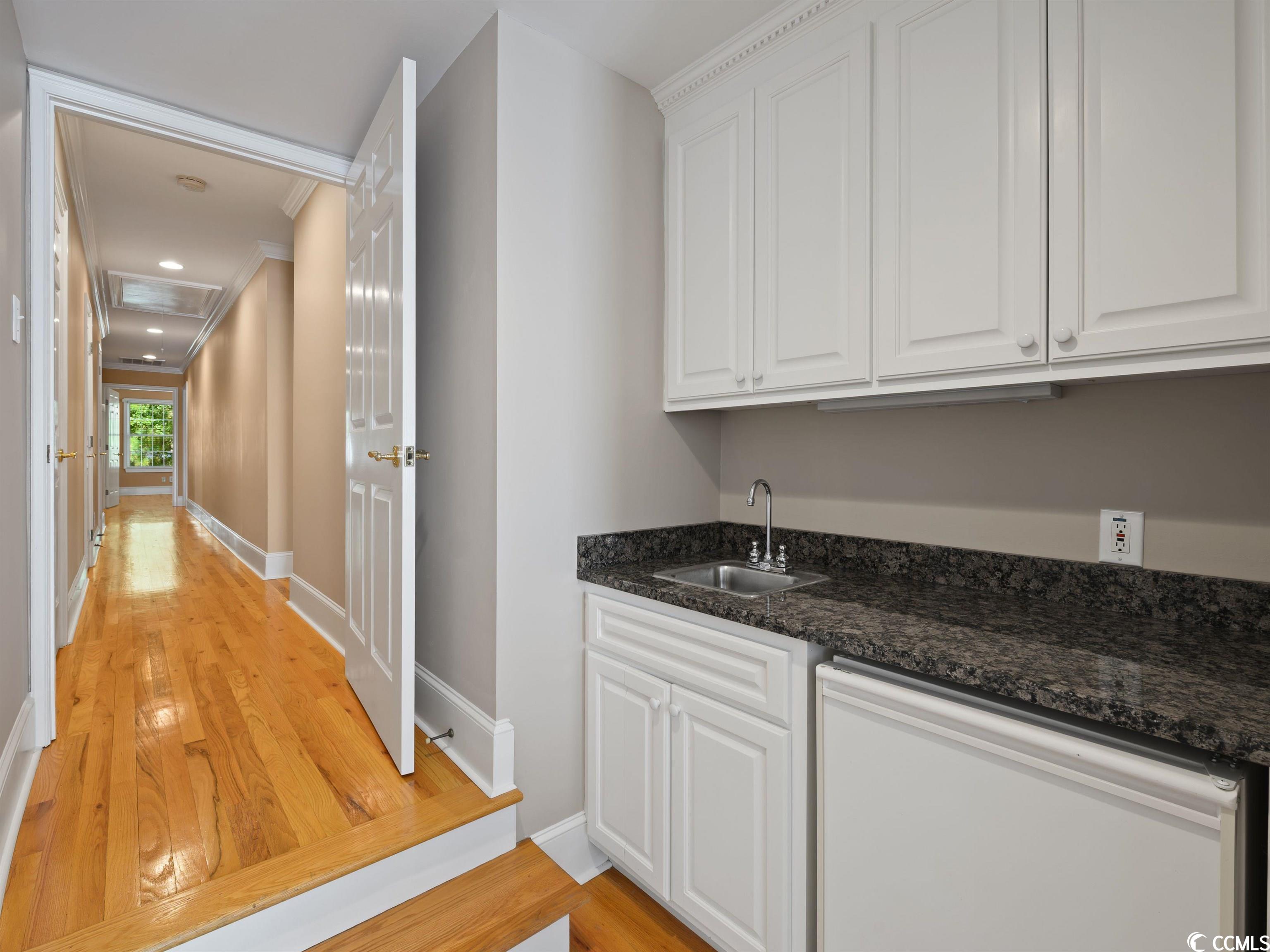 991 Collins Meadow Dr.