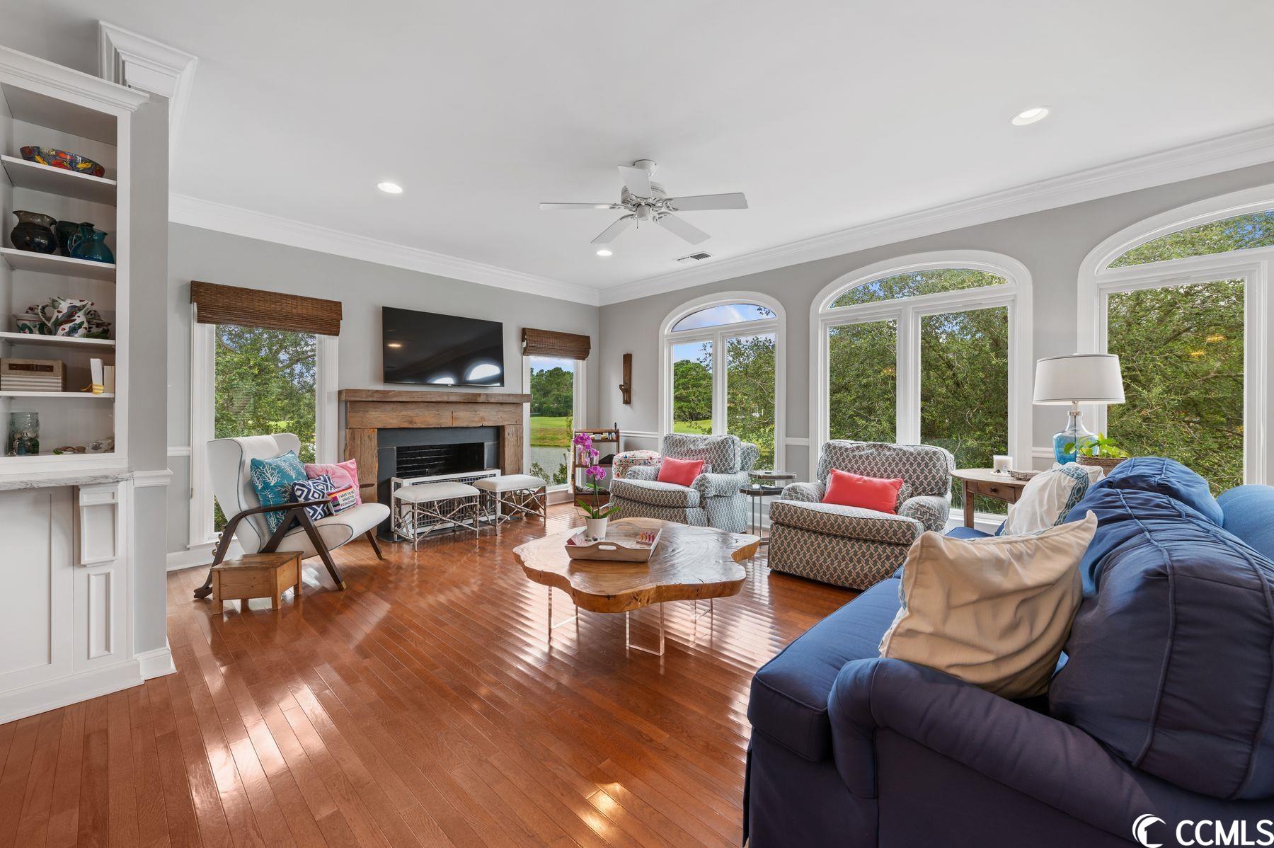 230 Marsh Lake Dr. Unit: 13