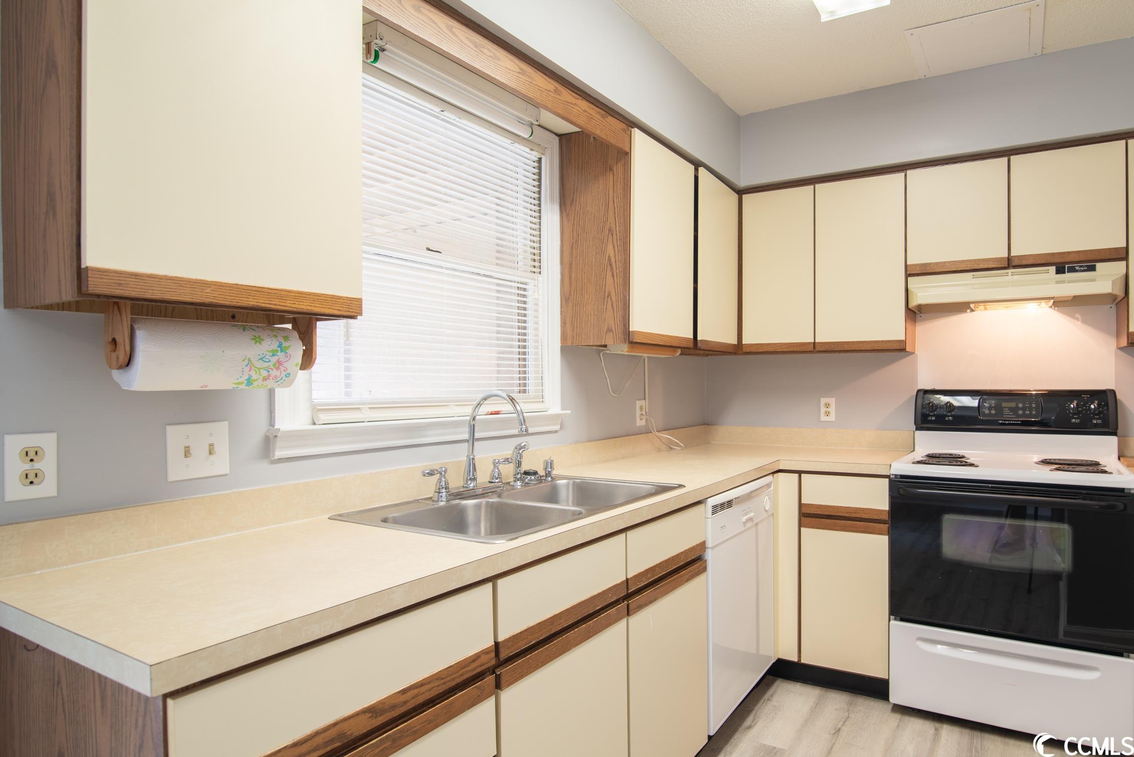 1513 Poplar Dr. S Unit: C