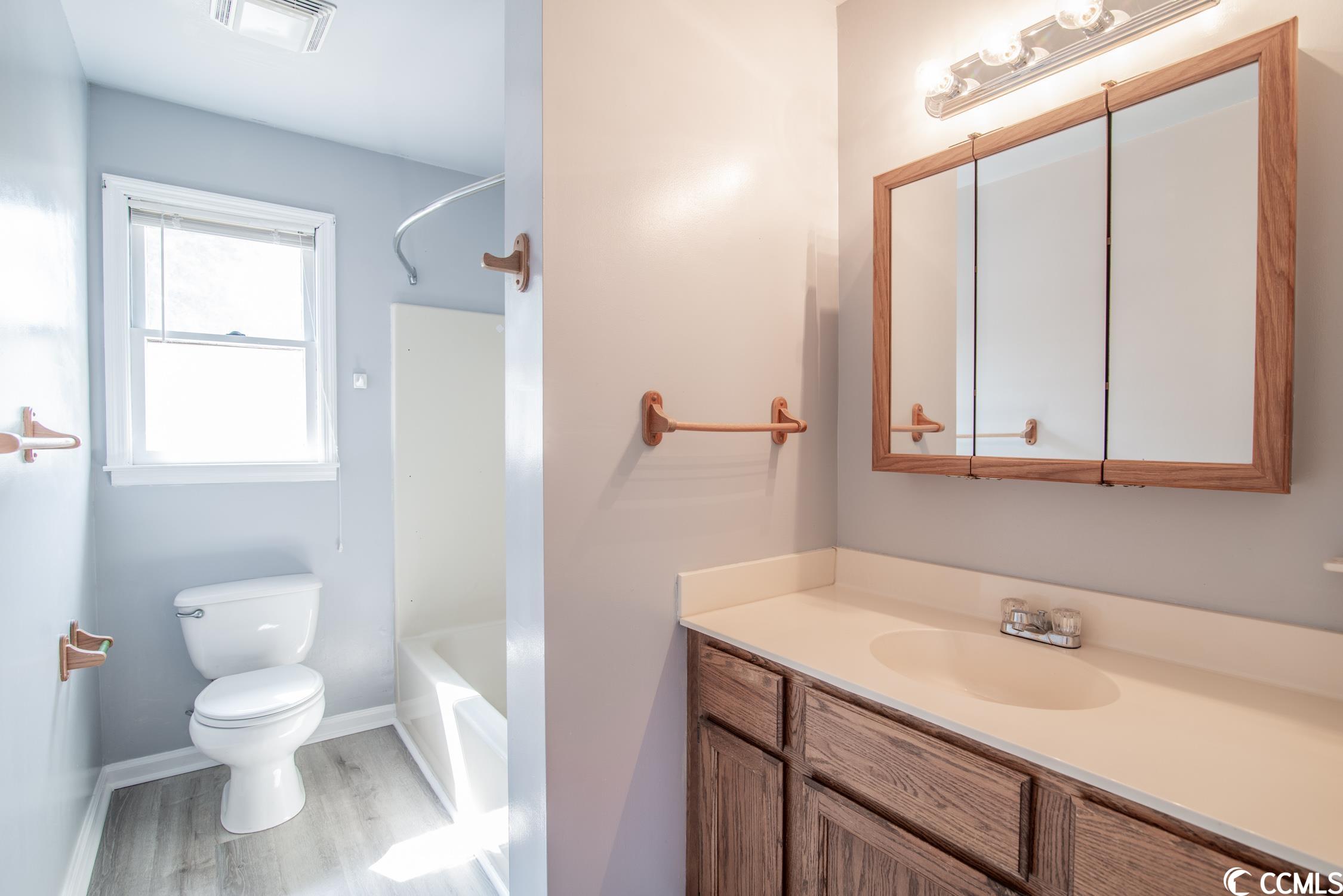 1513 Poplar Dr. S Unit: C