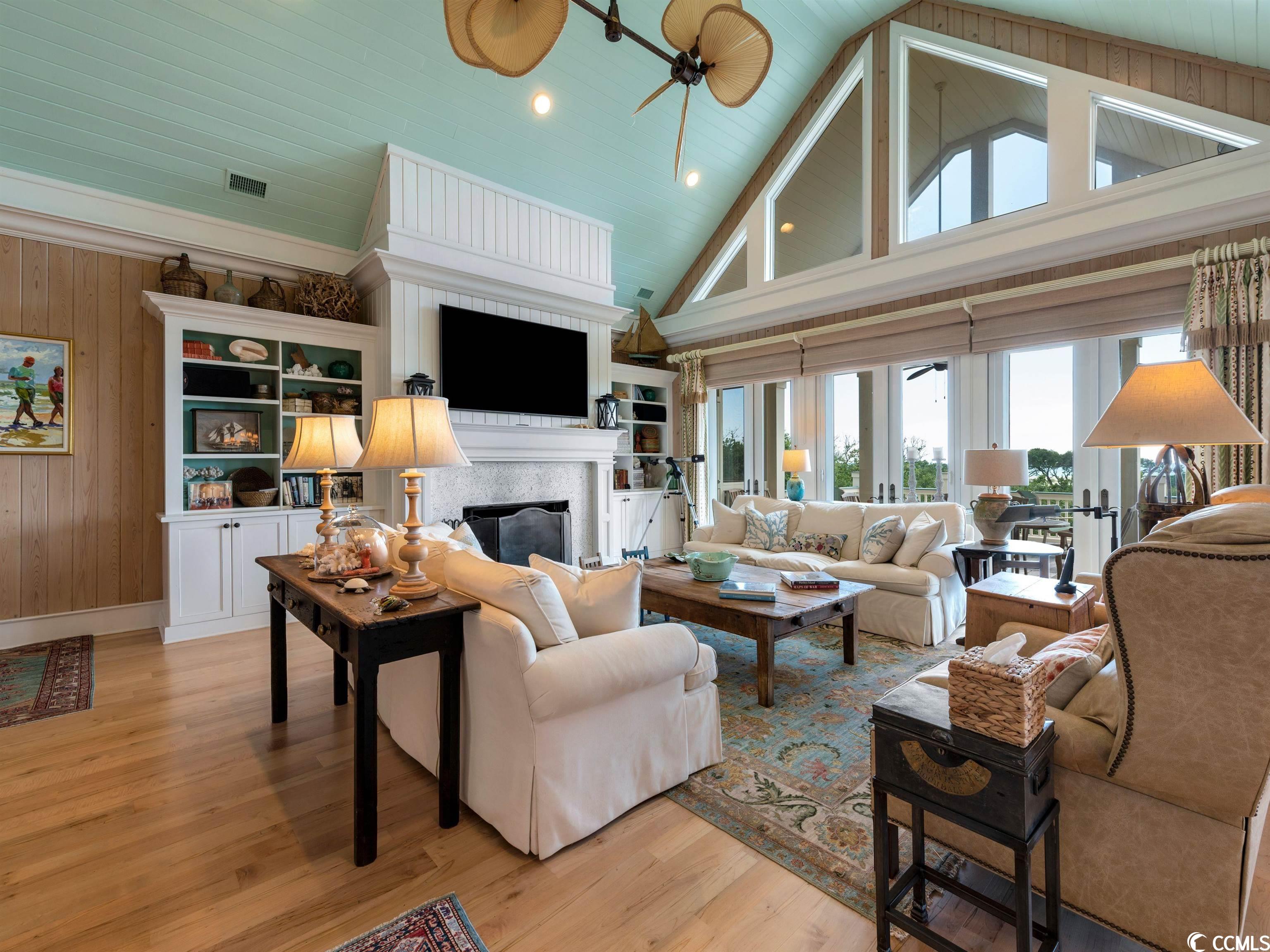 2970 Vanderbilt Blvd.