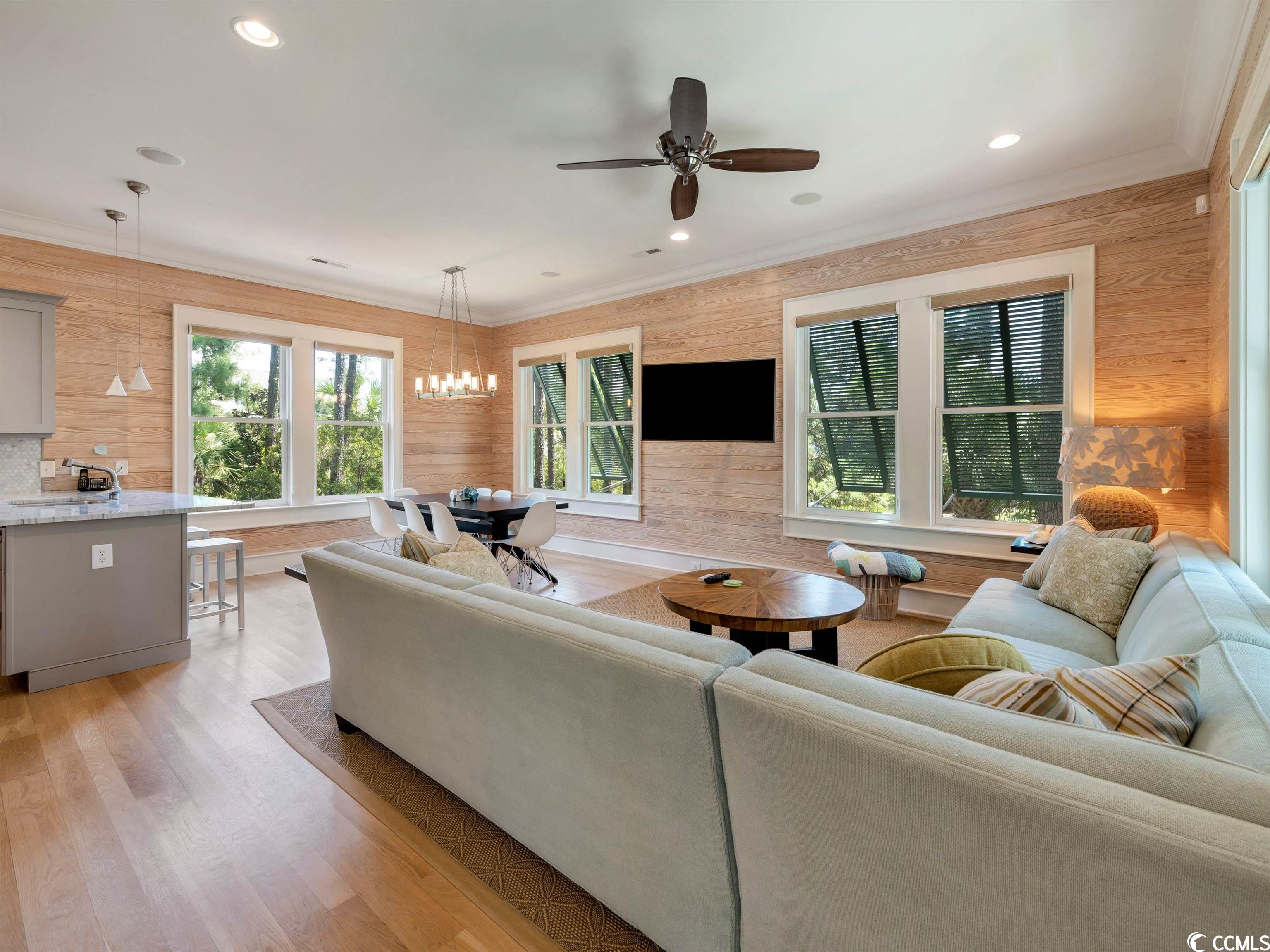 2970 Vanderbilt Blvd.