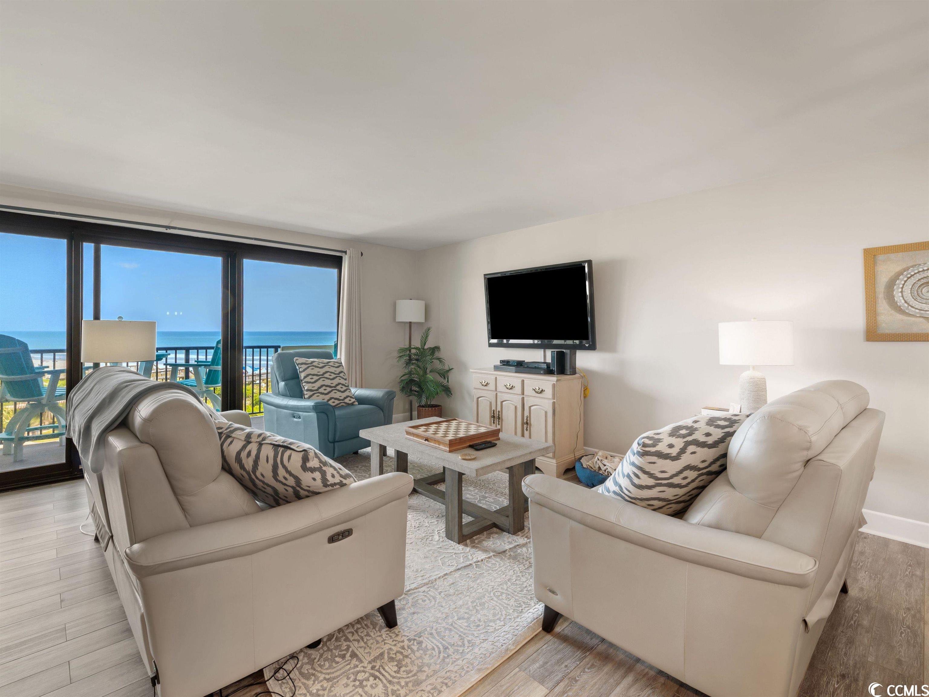 741 Retreat Beach Circle Unit: B-3-B