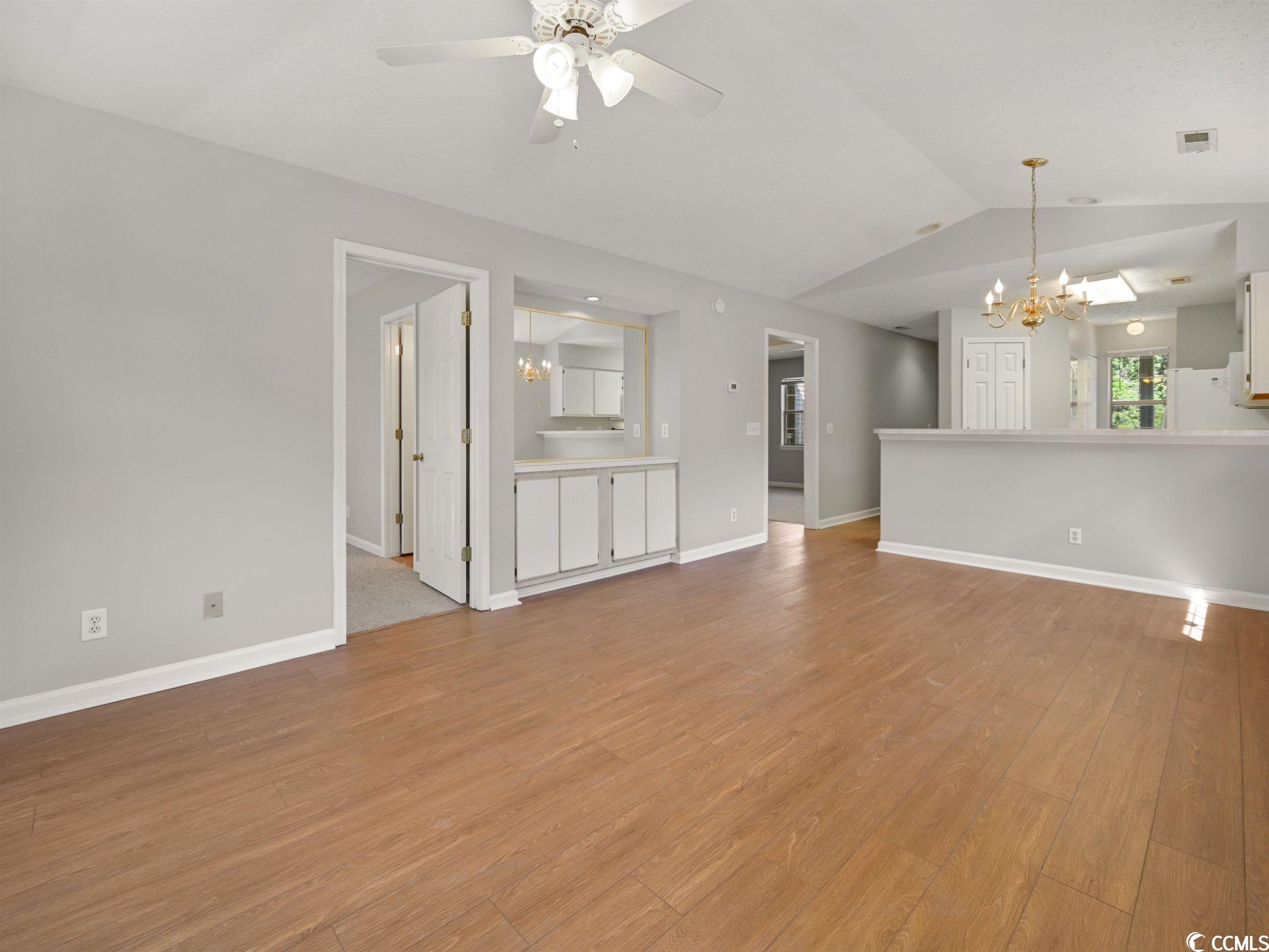 227 Pinehurst Ln. Unit: 6E