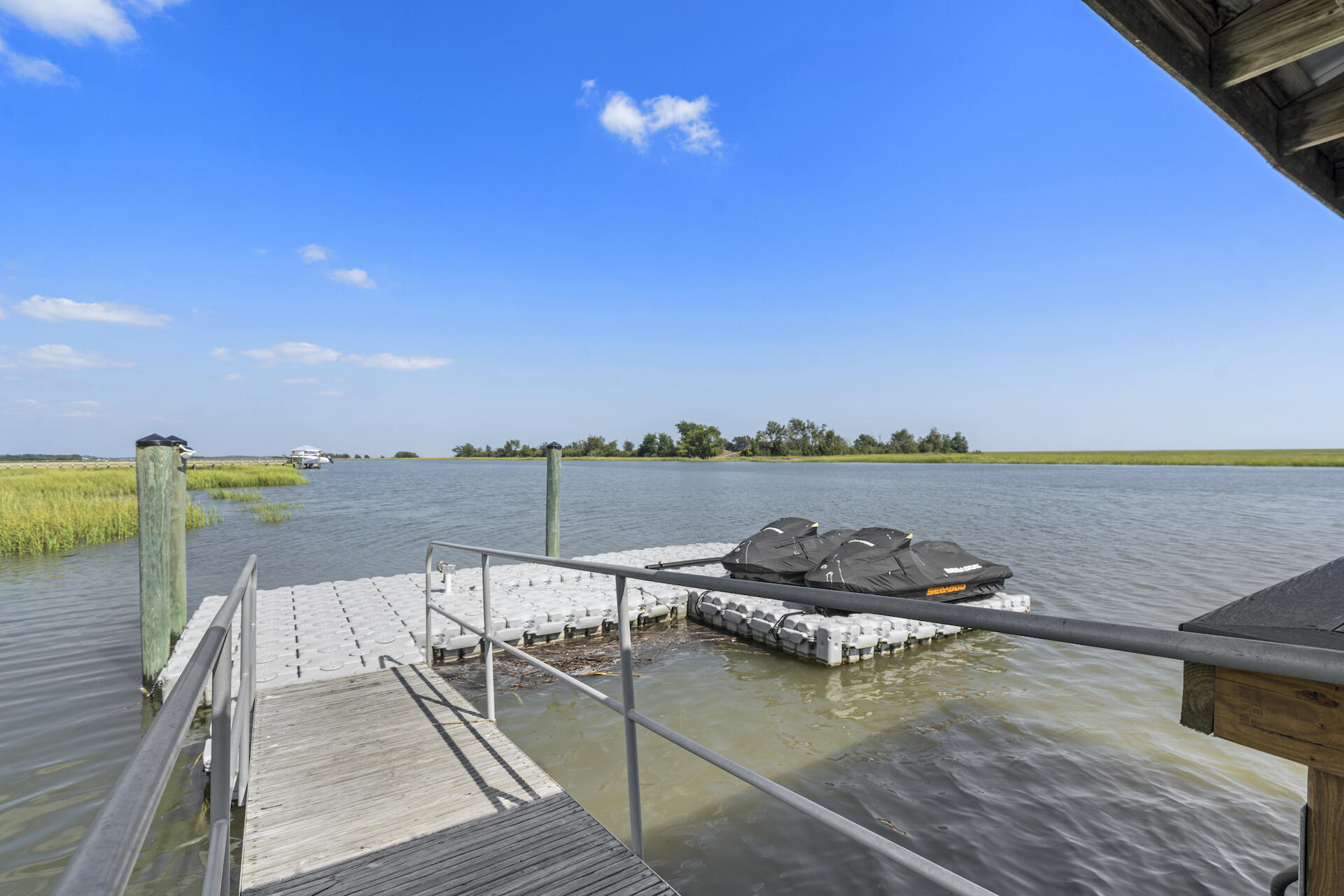 9649 Two Pines Road, McClellanville