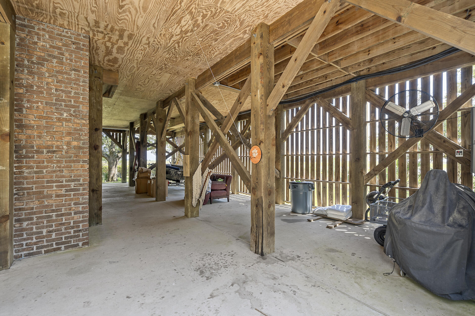 9649 Two Pines Road, McClellanville