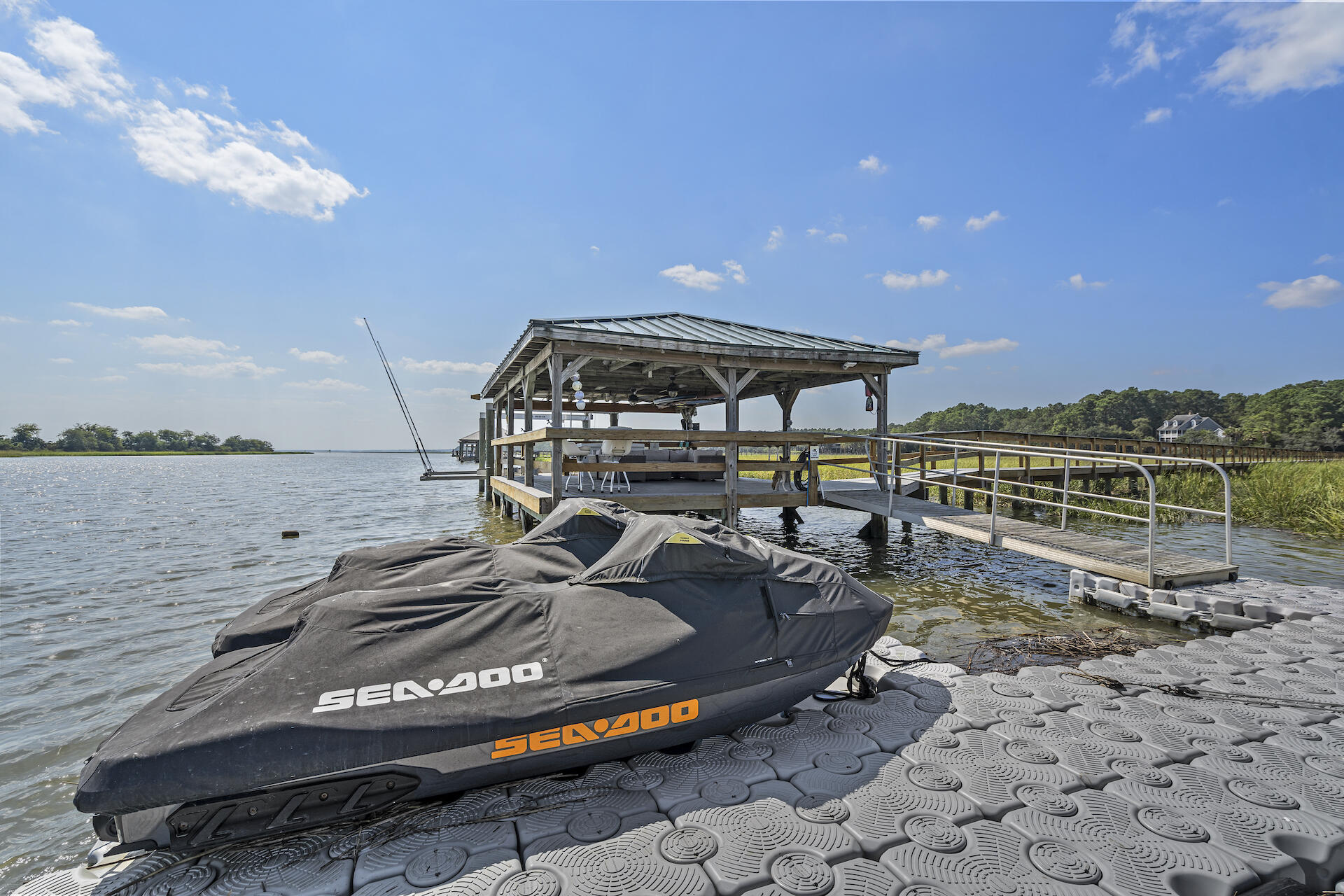 9649 Two Pines Road, McClellanville