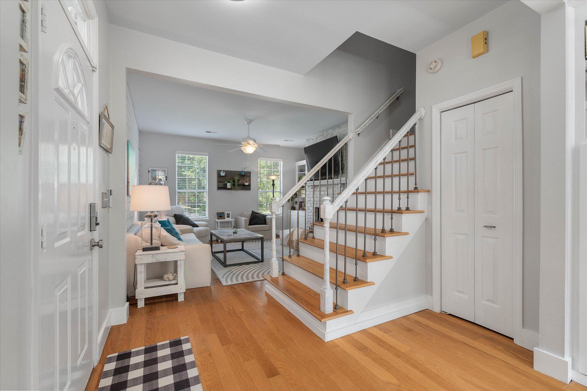 924 Provincial Circle