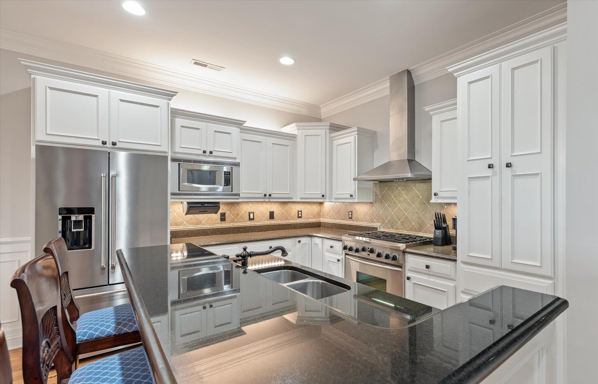 4254 Faber Drive # 3201