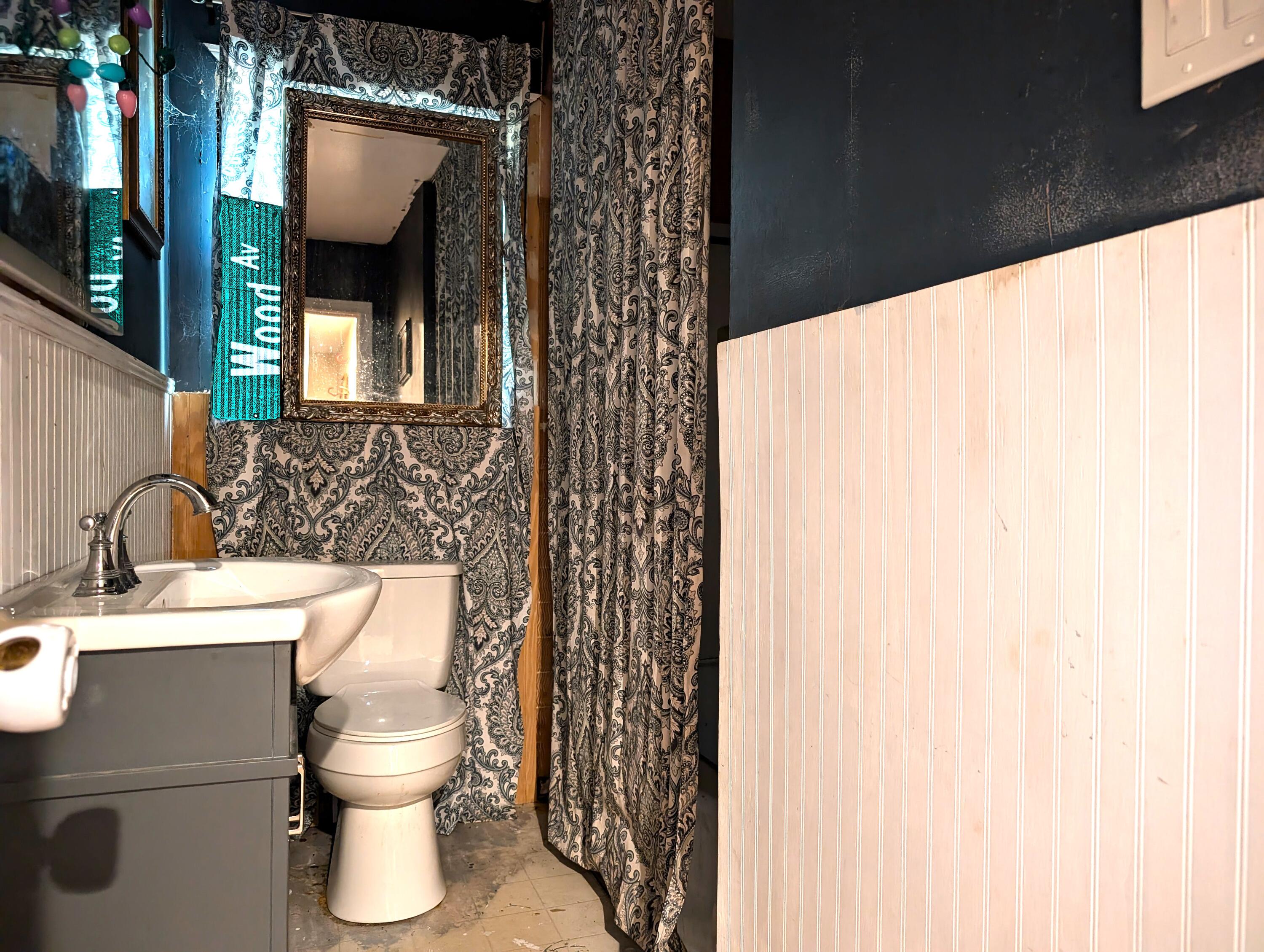 2632 Ridgewood Avenue