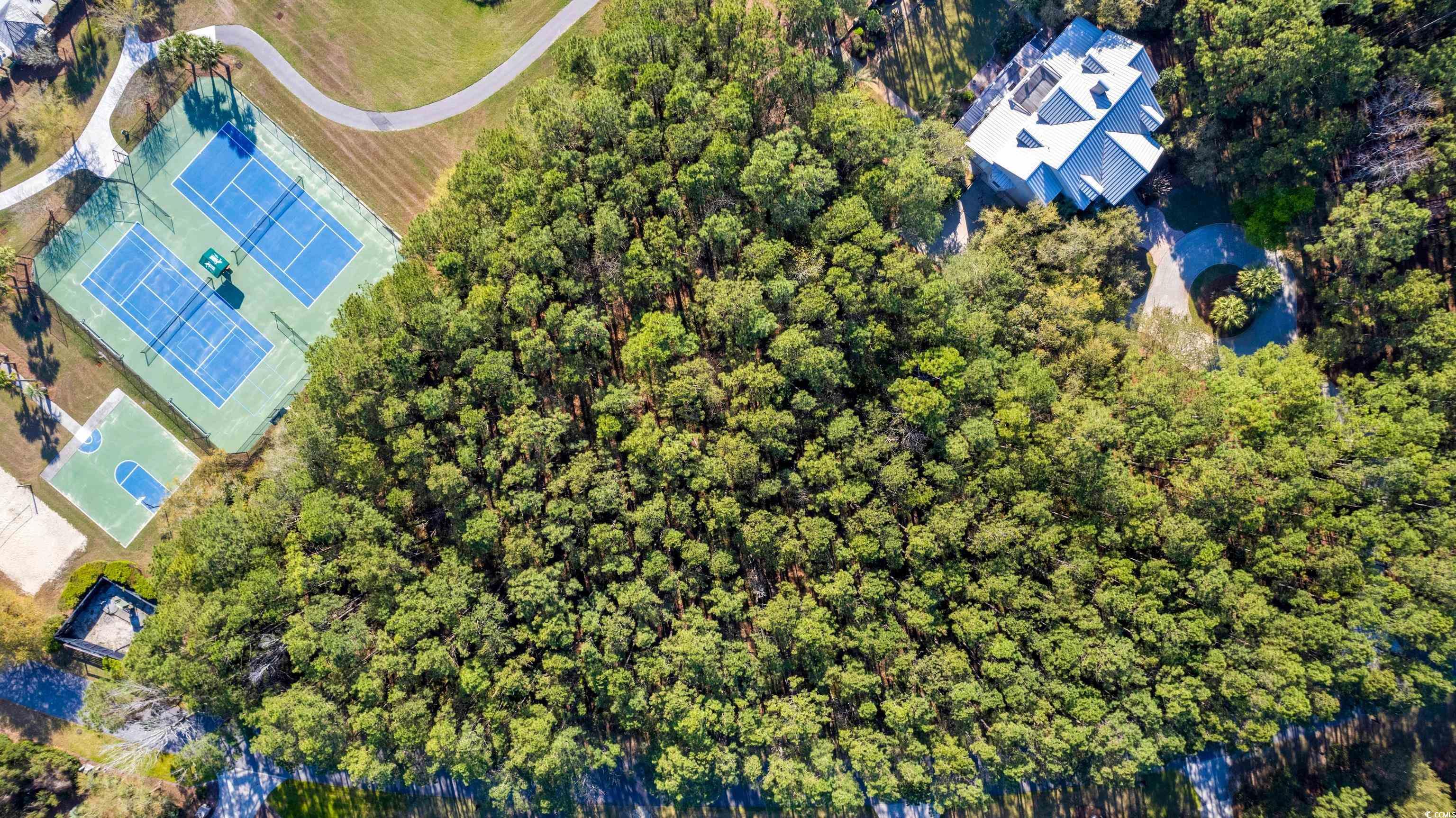 3067 Vanderbilt Blvd.