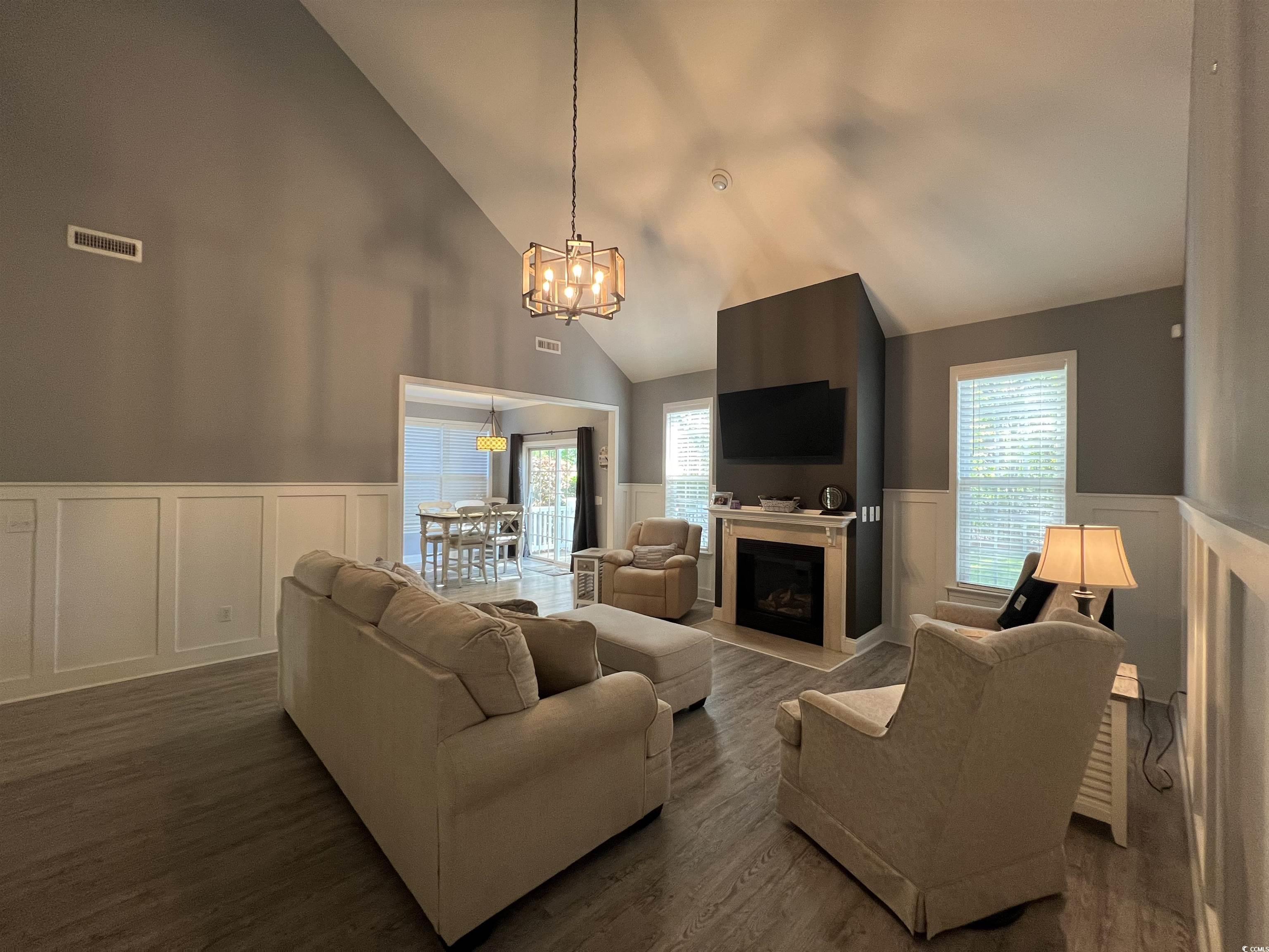 144 Grey Fox Loop