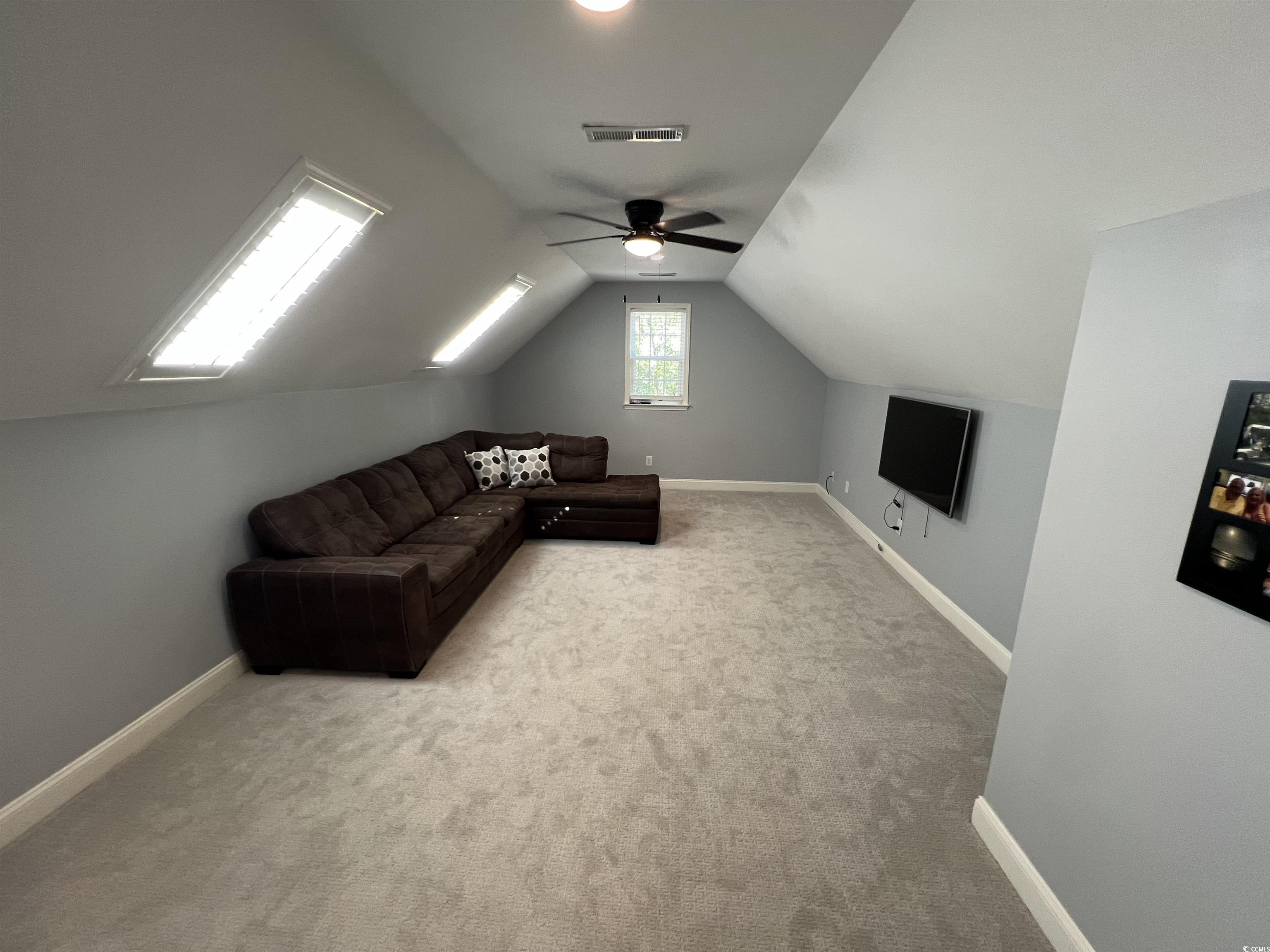 144 Grey Fox Loop