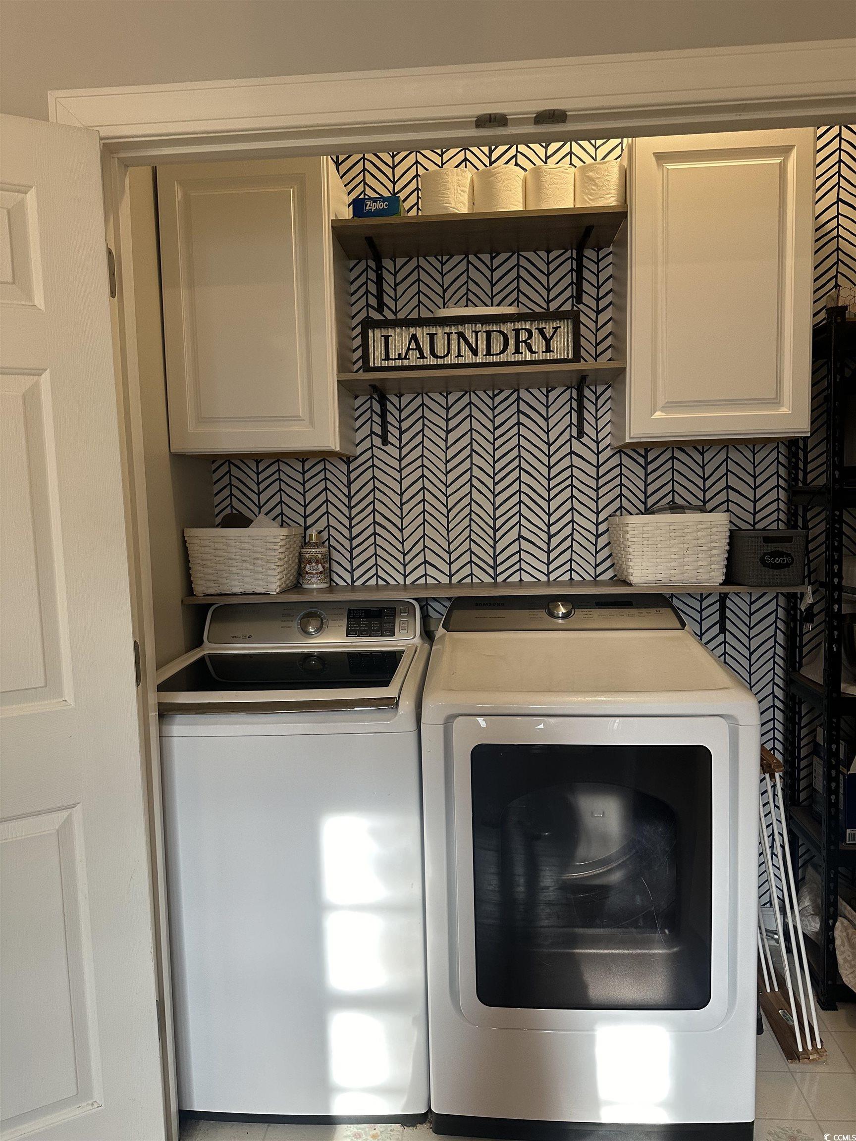 906 Fieldgate Circle