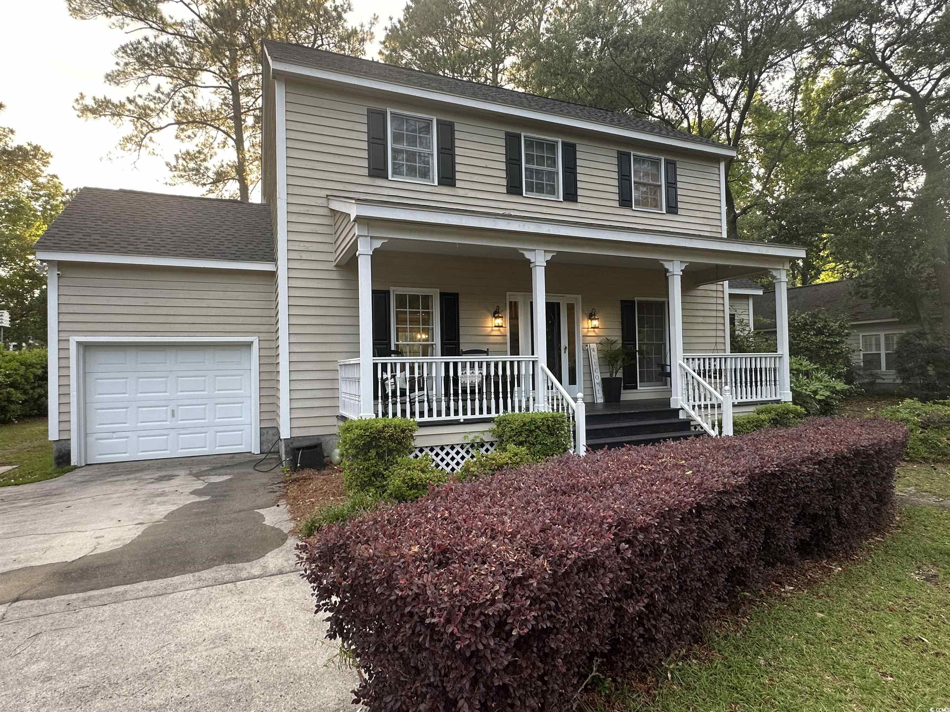 906 Fieldgate Circle