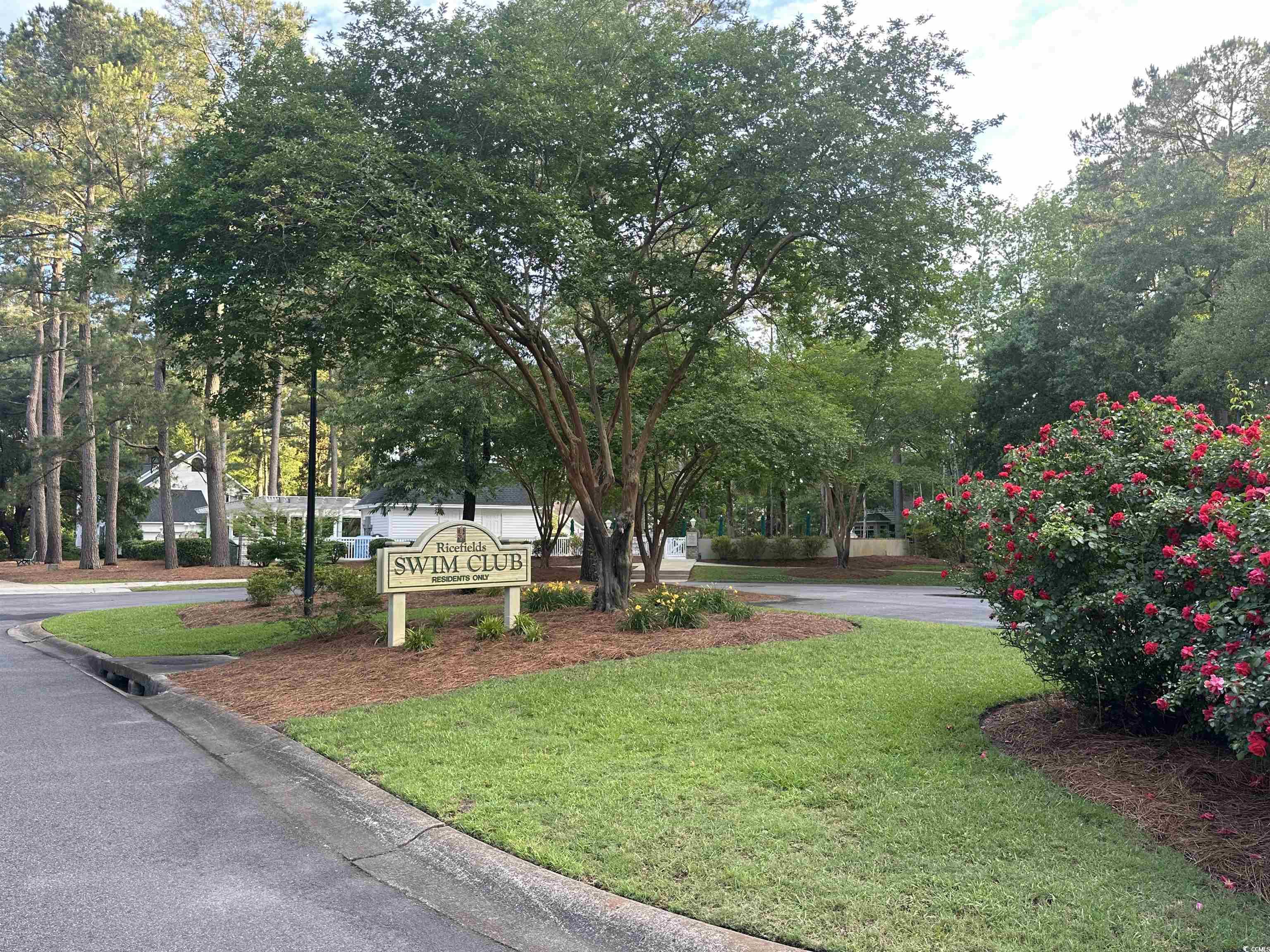 906 Fieldgate Circle