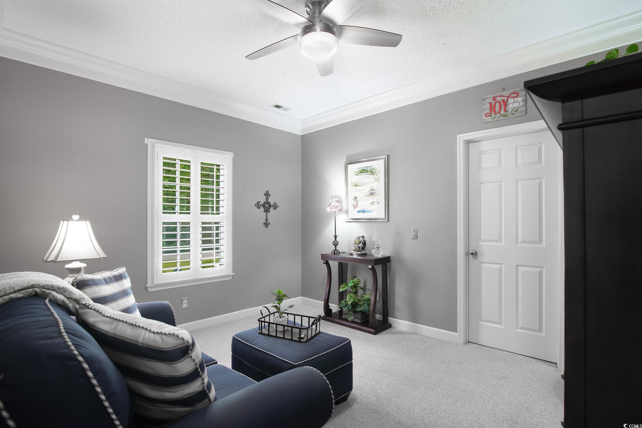 387 Robin Dr.