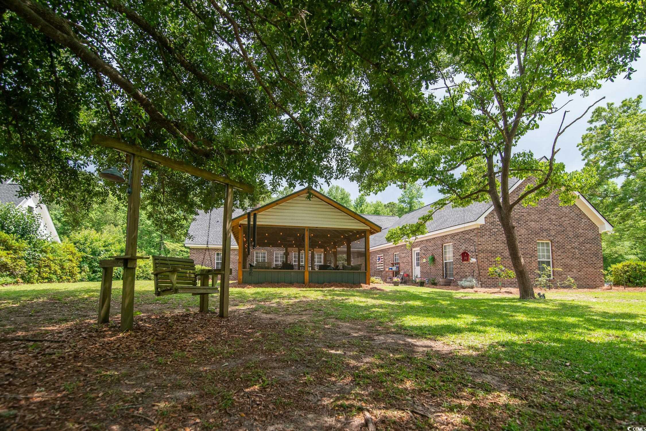 387 Robin Dr.