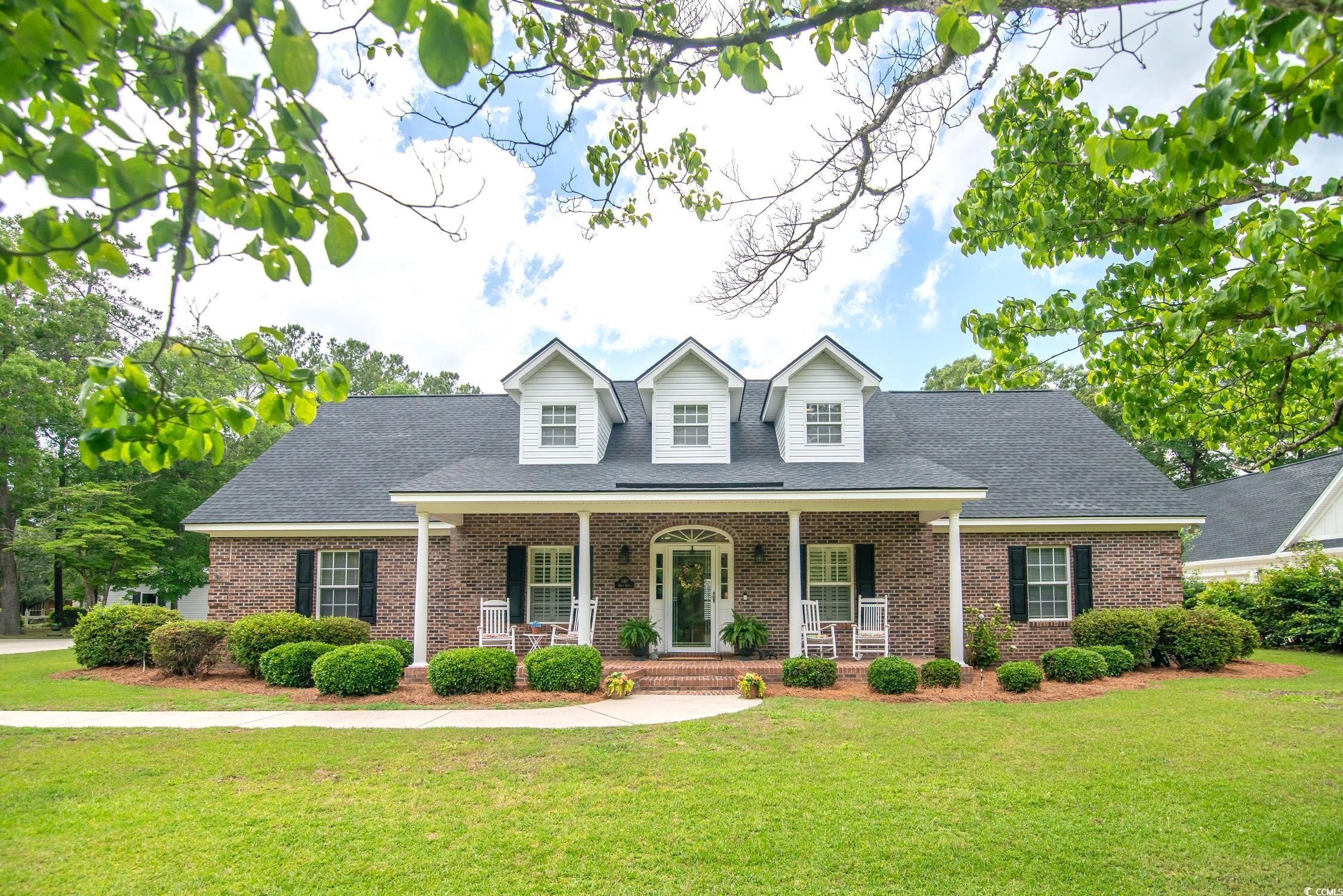 387 Robin Dr.