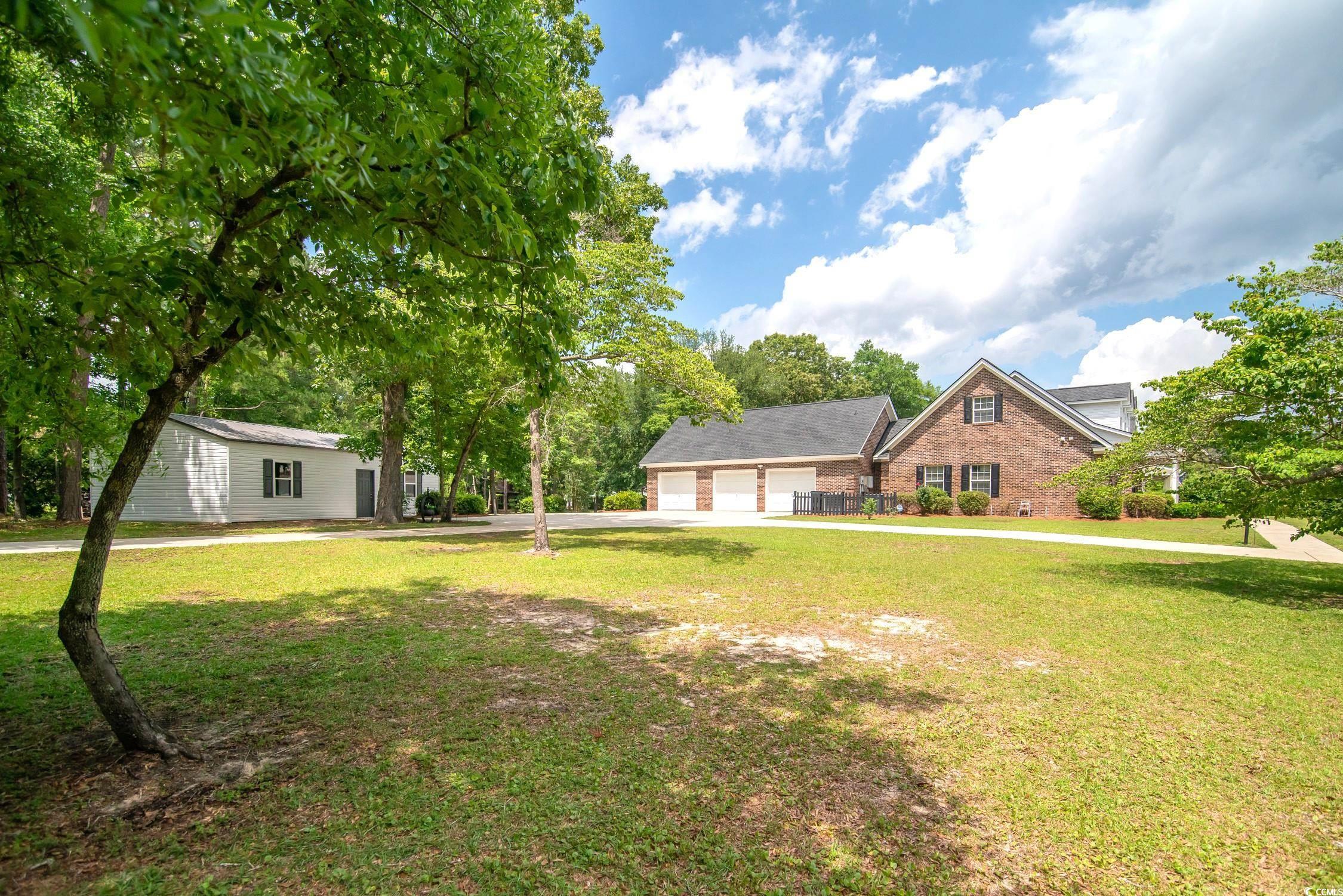 387 Robin Dr.