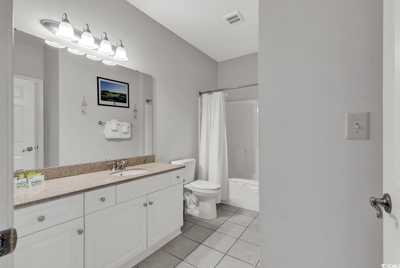 1009 World Tour Blvd. Unit: 204