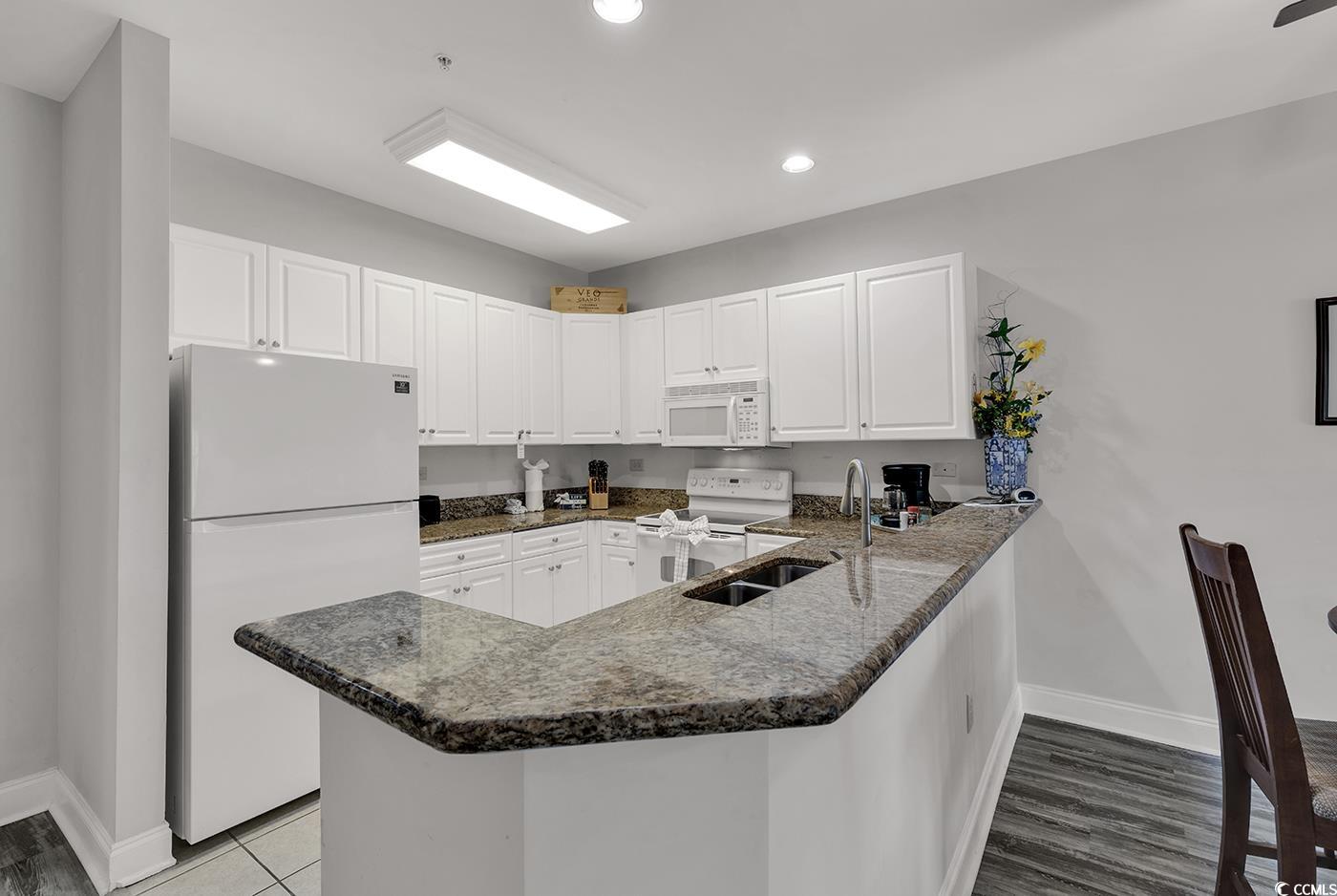 1009 World Tour Blvd. Unit: 204