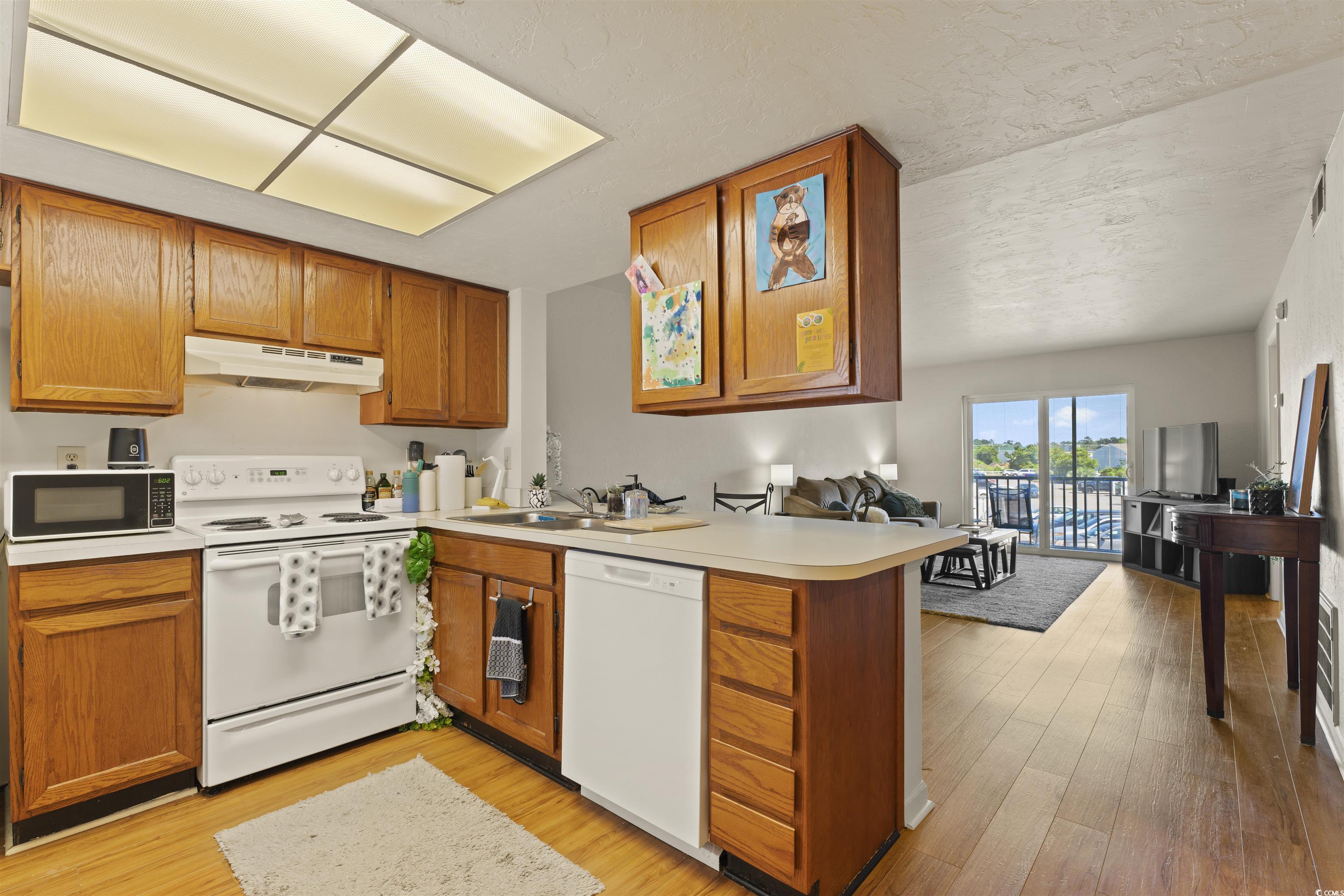 1101 2nd Ave. N Unit: 1008