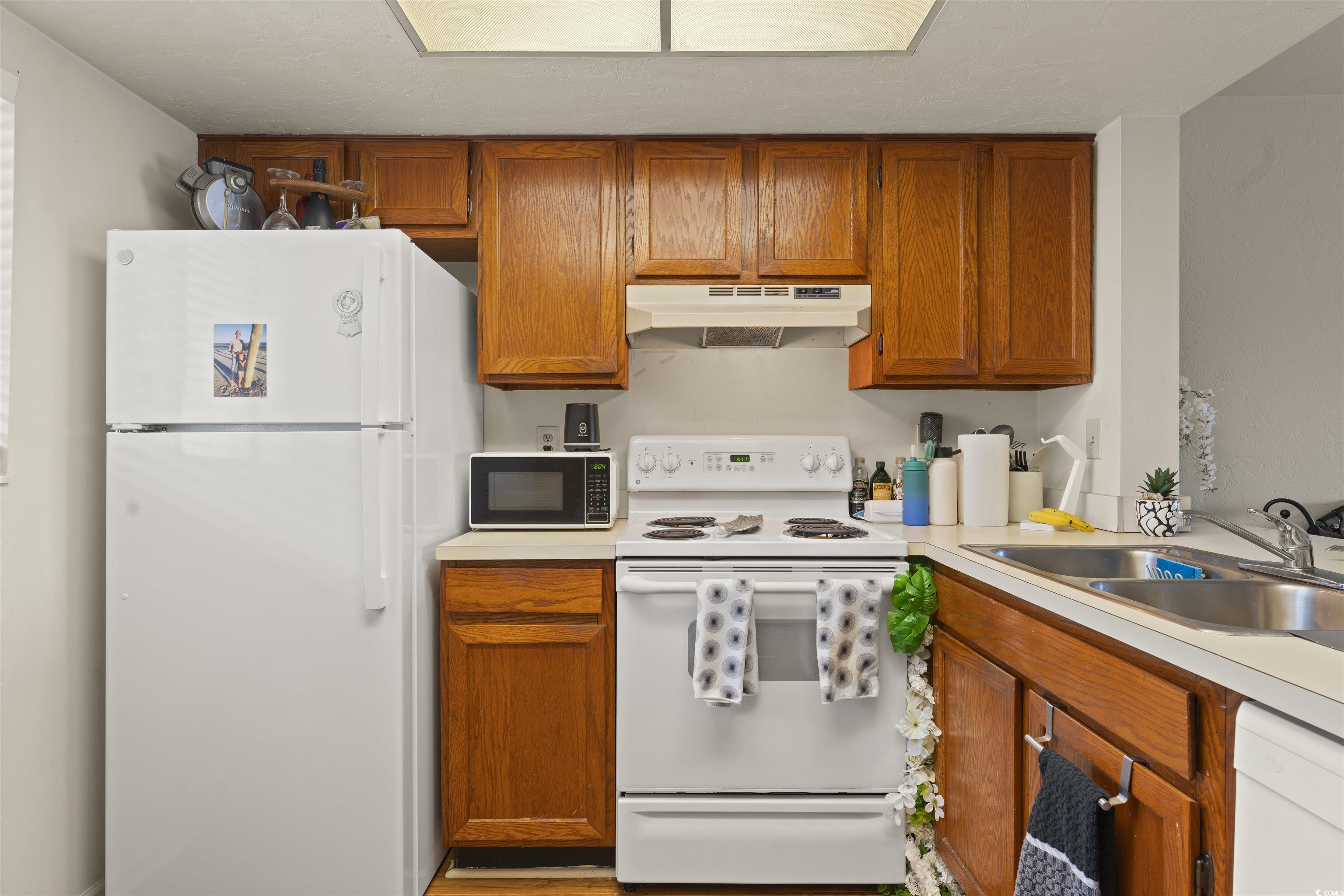 1101 2nd Ave. N Unit: 1008