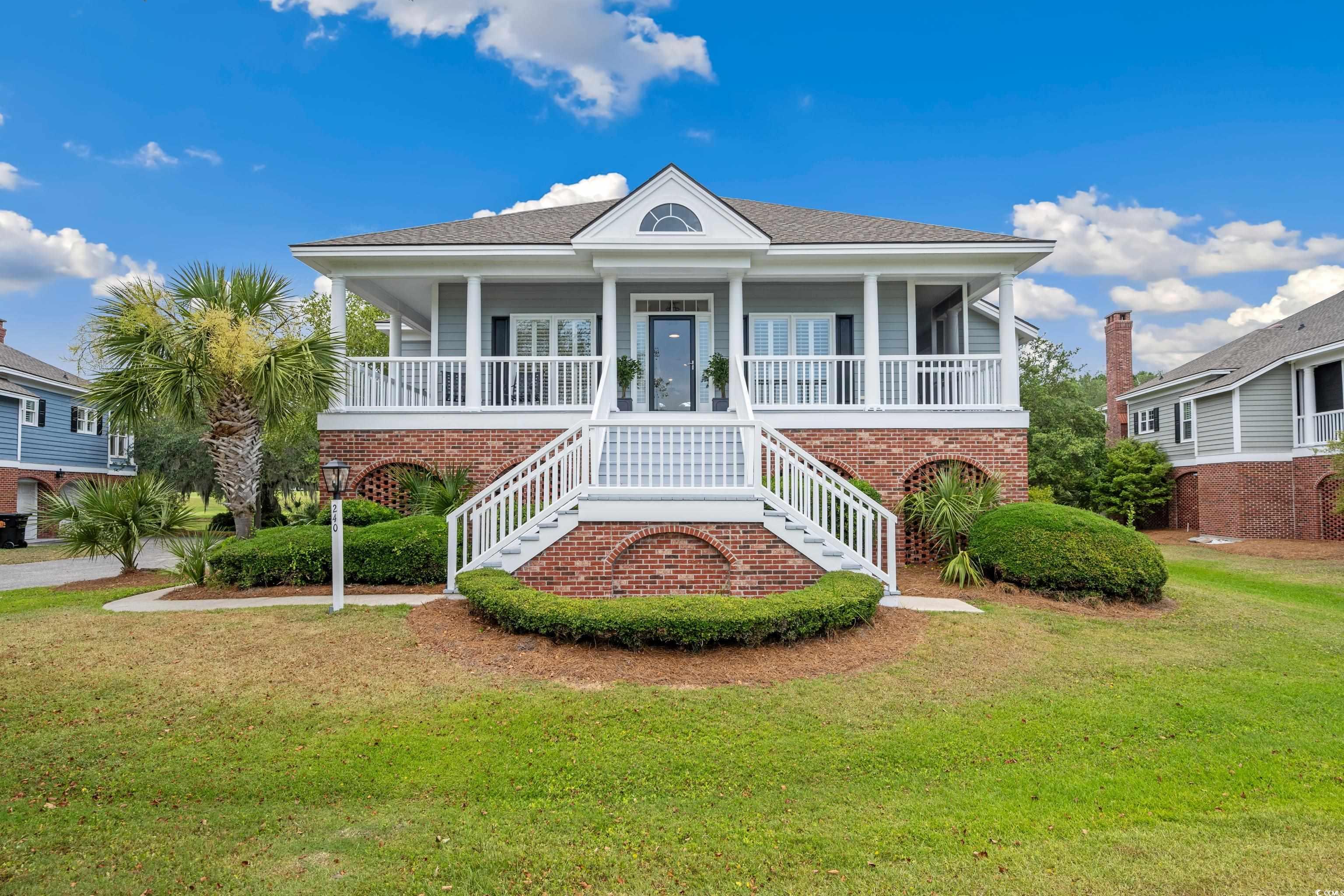 240 Marsh Lake Dr. Unit: 14