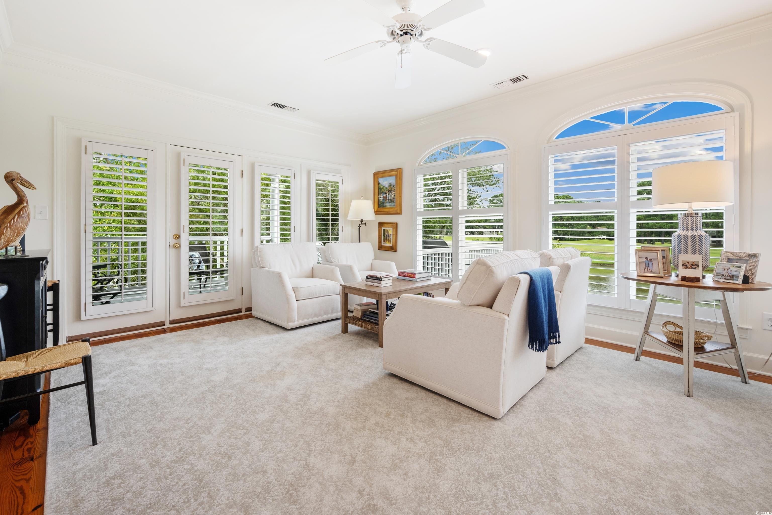 240 Marsh Lake Dr. Unit: 14