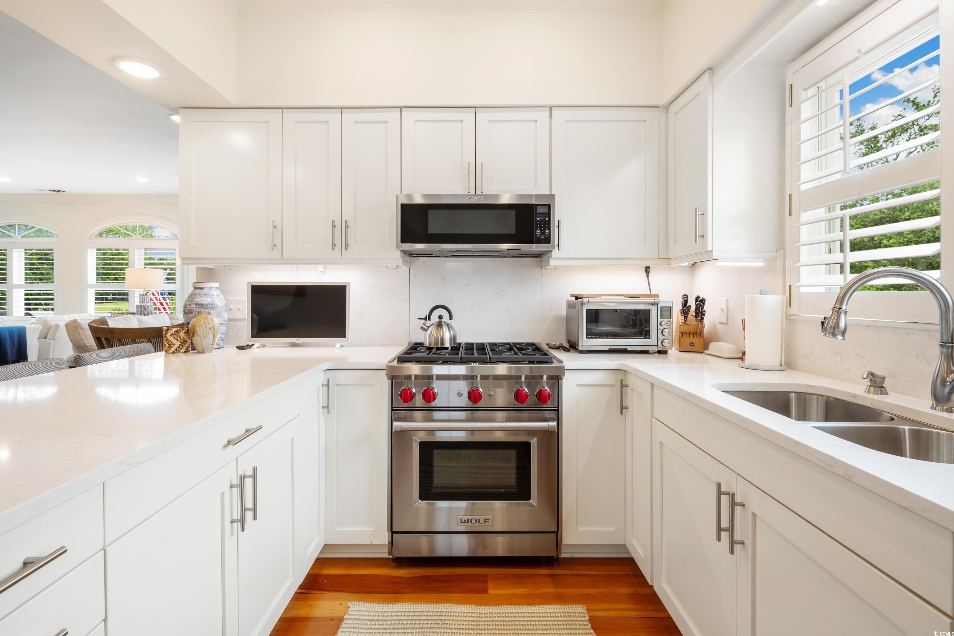 240 Marsh Lake Dr. Unit: 14