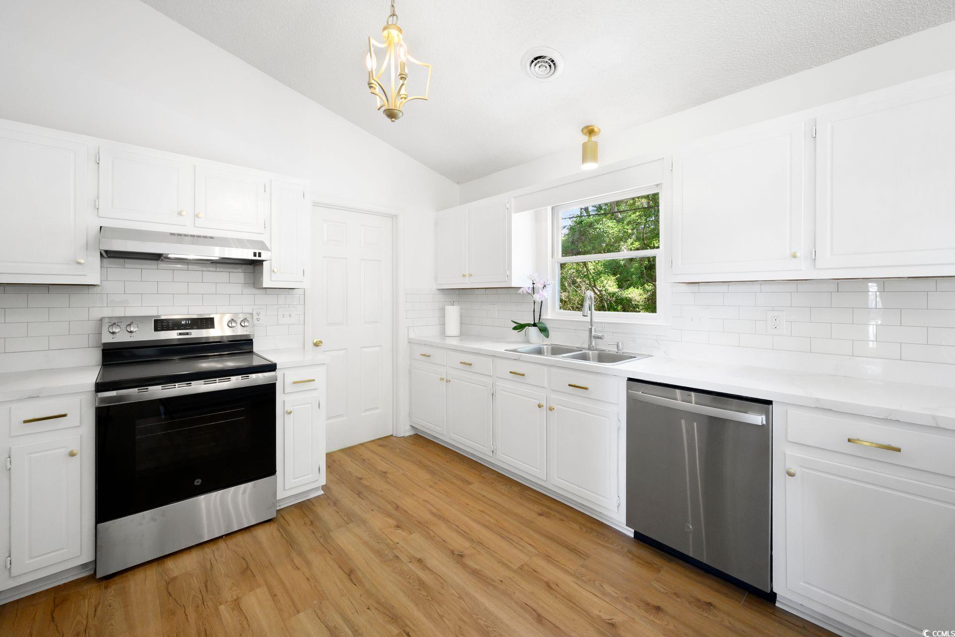 808 Parkersville Rd.